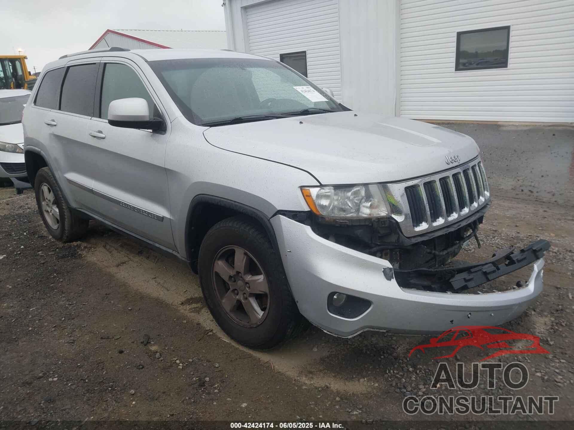 JEEP GRAND CHEROKEE 2011 - 1J4RR4GG3BC614611