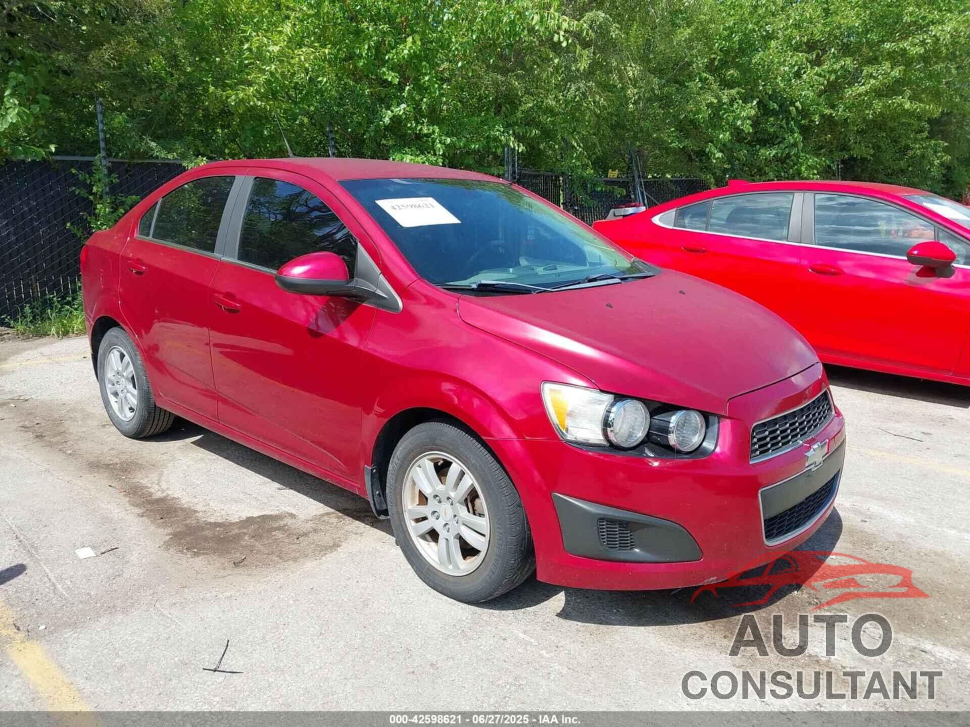 CHEVROLET SONIC 2012 - 1G1JC5SHXC4183005