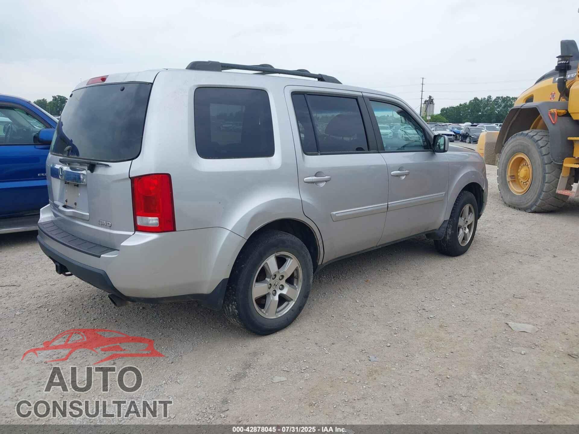 HONDA PILOT 2011 - 5FNYF4H67BB040288