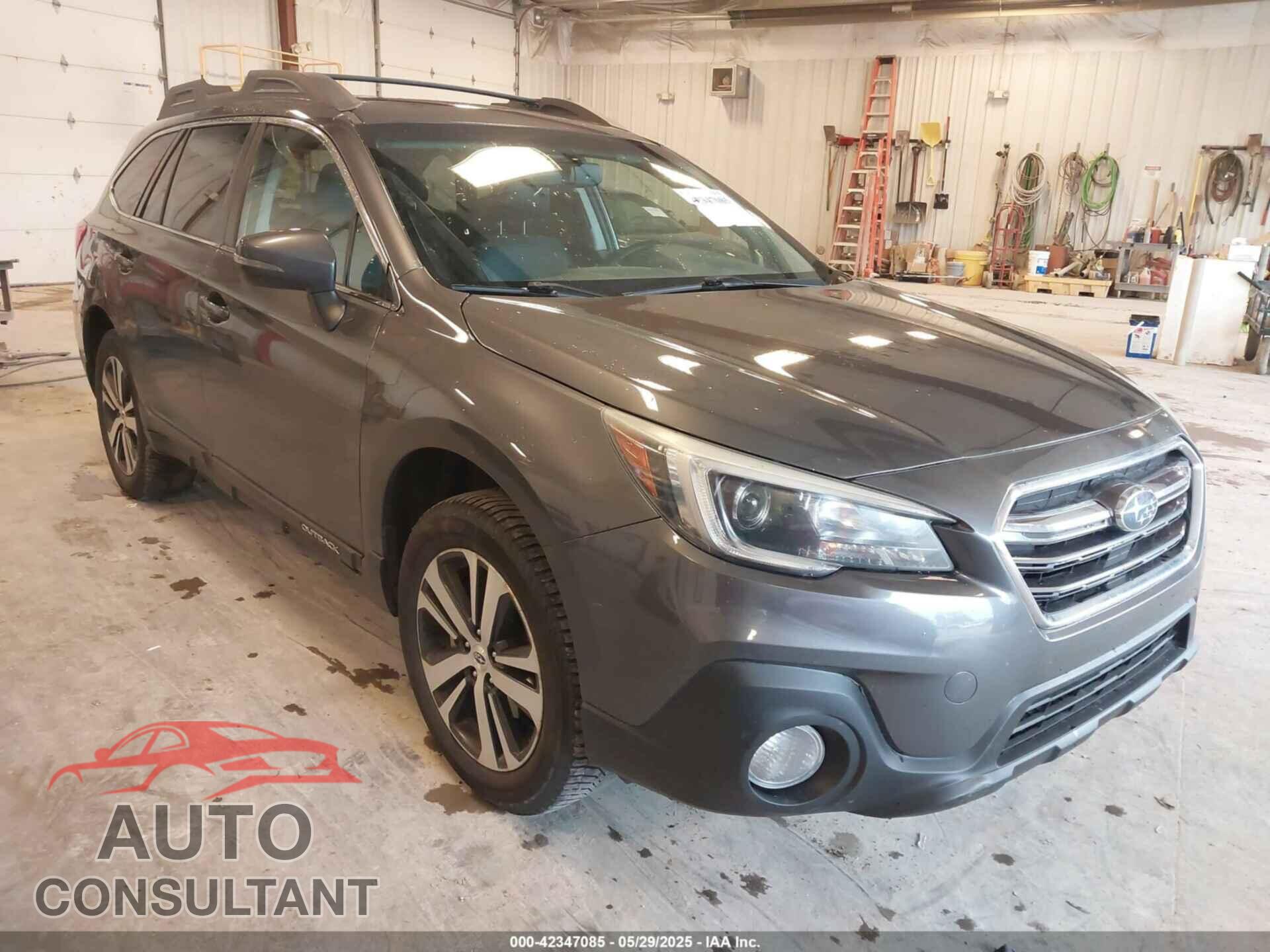 SUBARU OUTBACK 2018 - 4S4BSAKC8J3231577