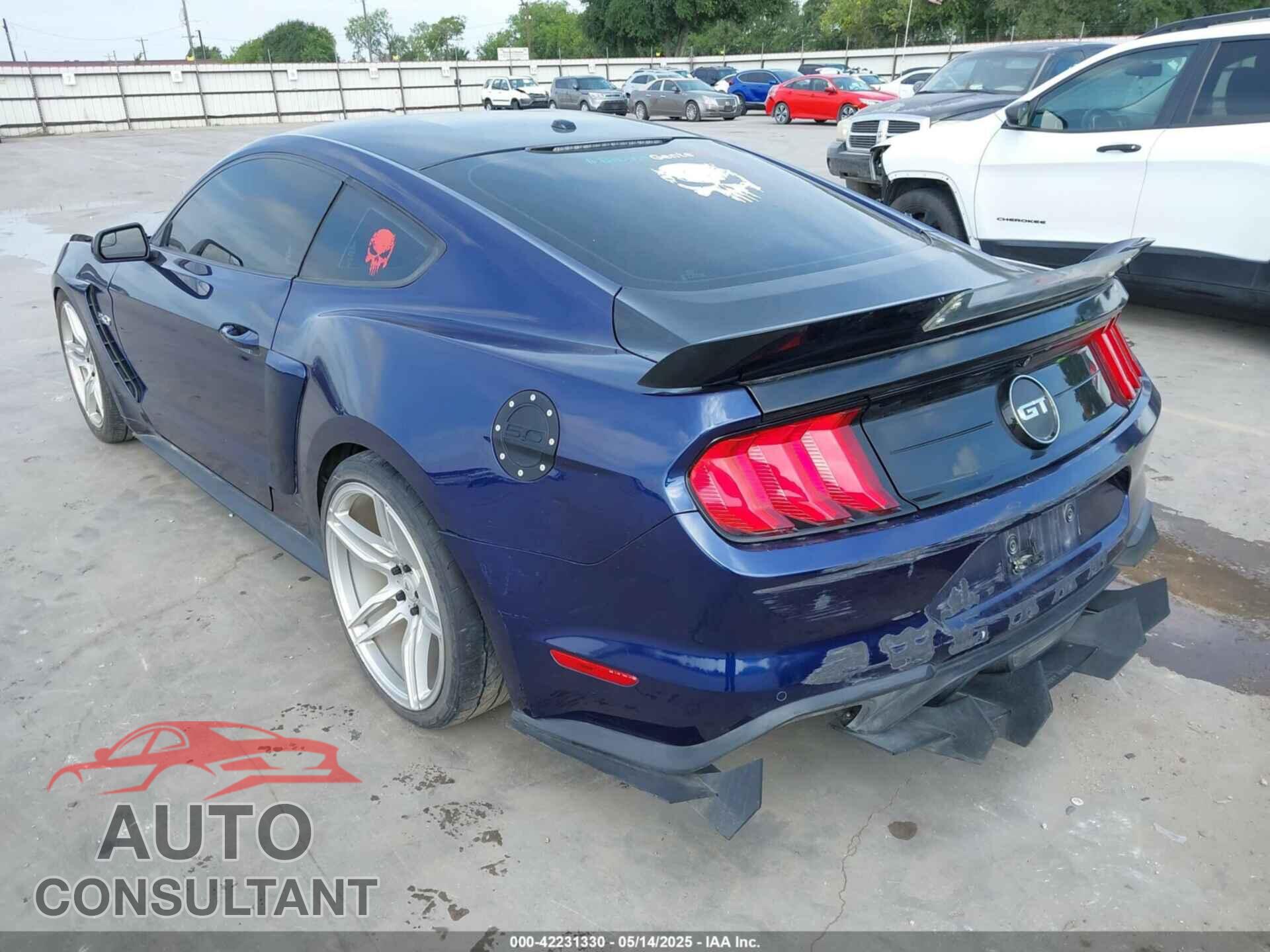 FORD MUSTANG 2018 - 1FA6P8CF7J5163016