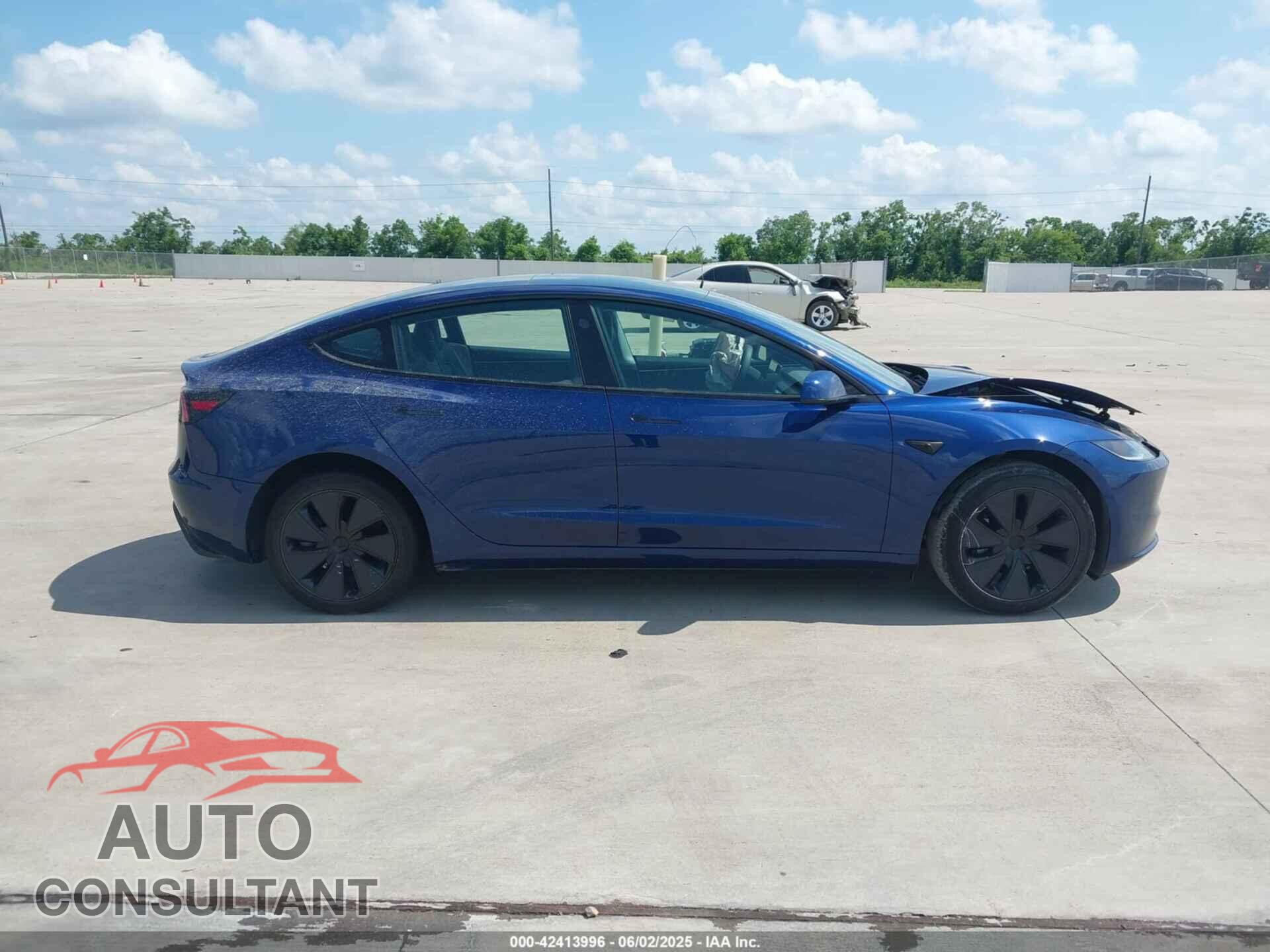 TESLA MODEL 3 2024 - 5YJ3E1EA4RF815953