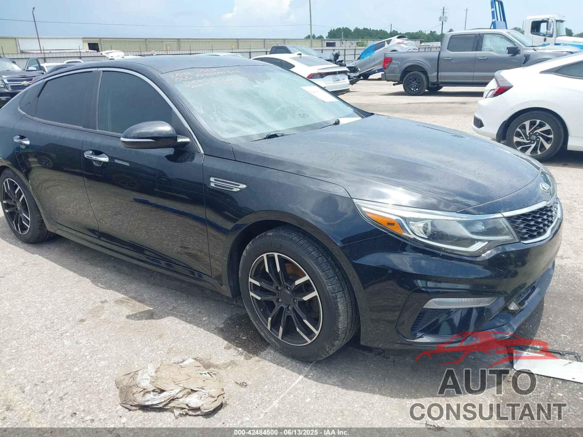 KIA OPTIMA 2019 - 5XXGT4L39KG278352