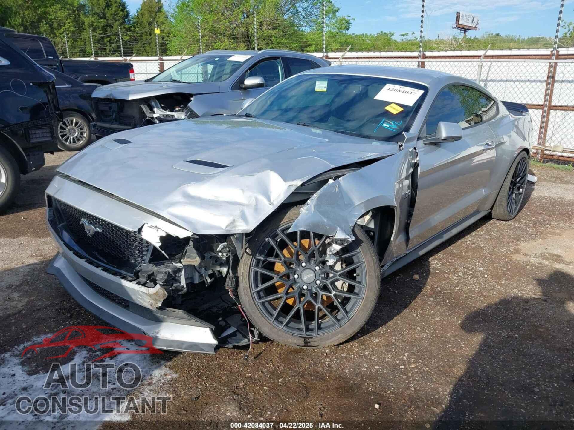 FORD MUSTANG 2018 - 1FA6P8CF4J5182655