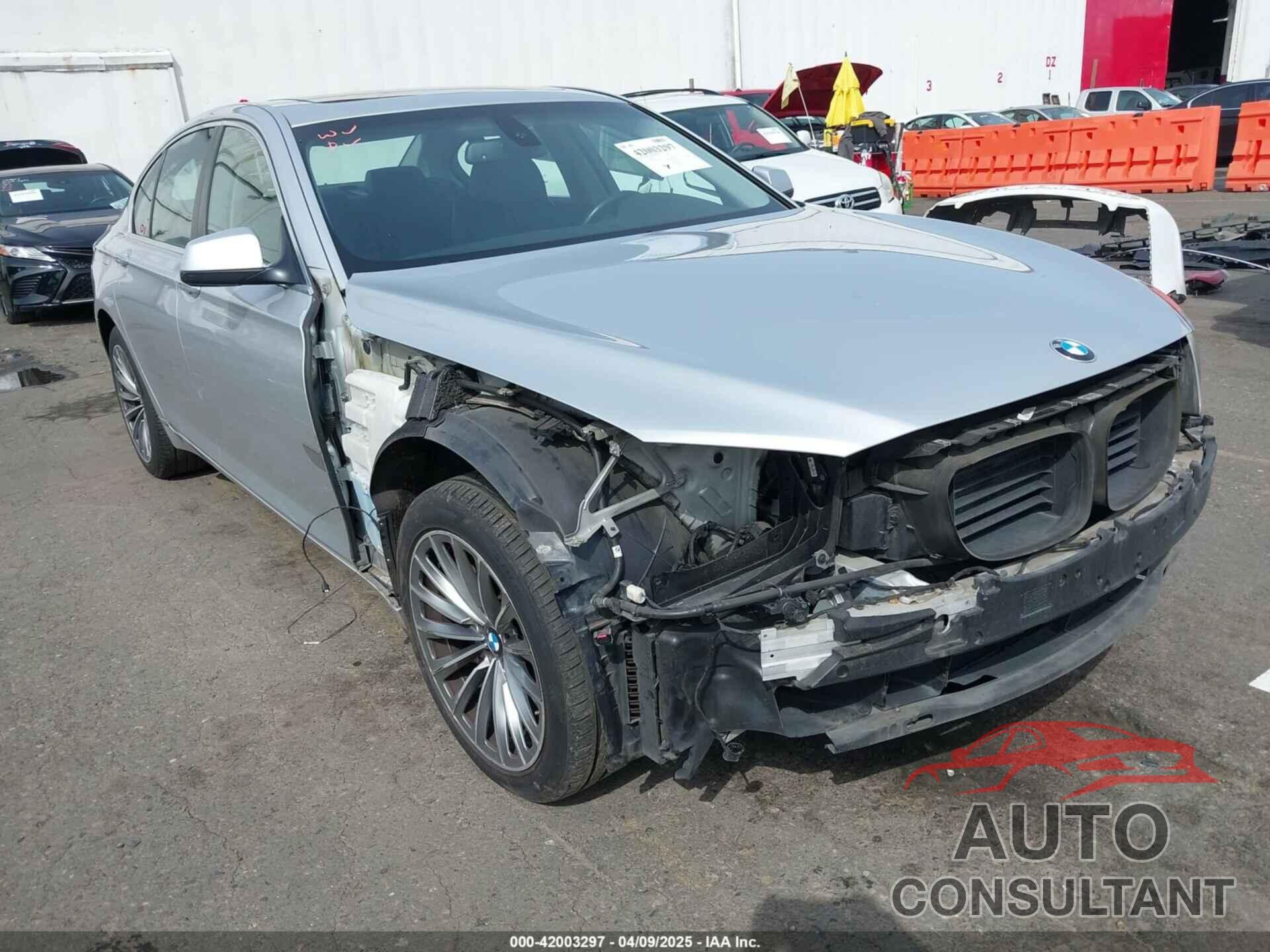 BMW 740I 2011 - WBAKA4C53BC612440