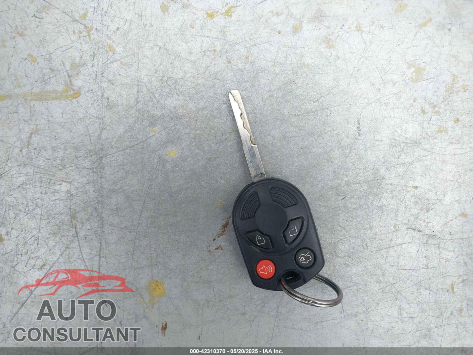 FORD FOCUS 2014 - 1FADP3F28EL388923