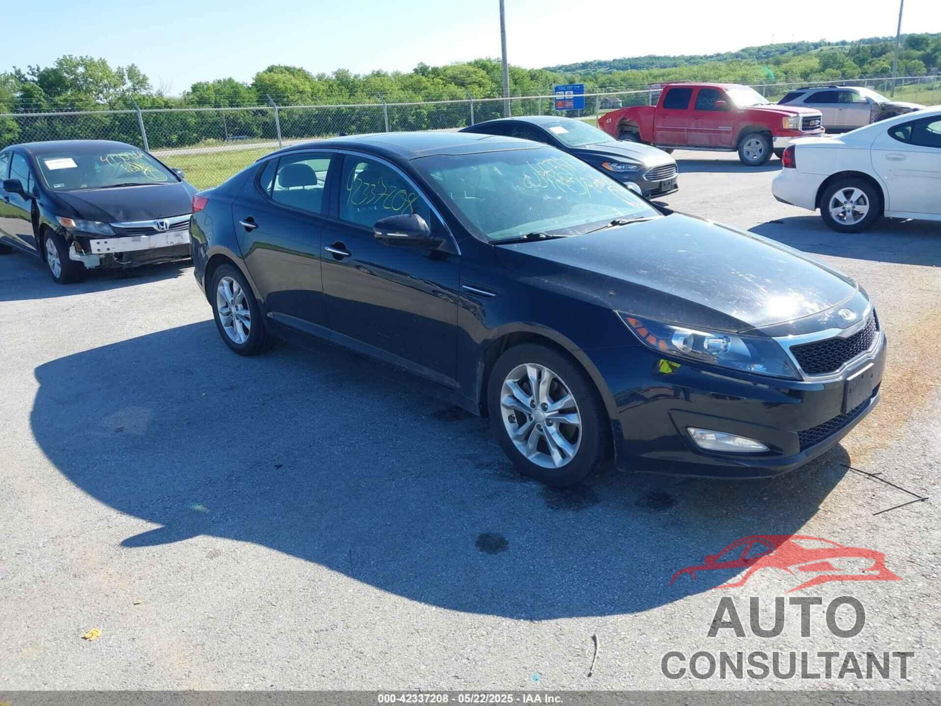 KIA OPTIMA 2012 - 5XXGN4A77CG088437