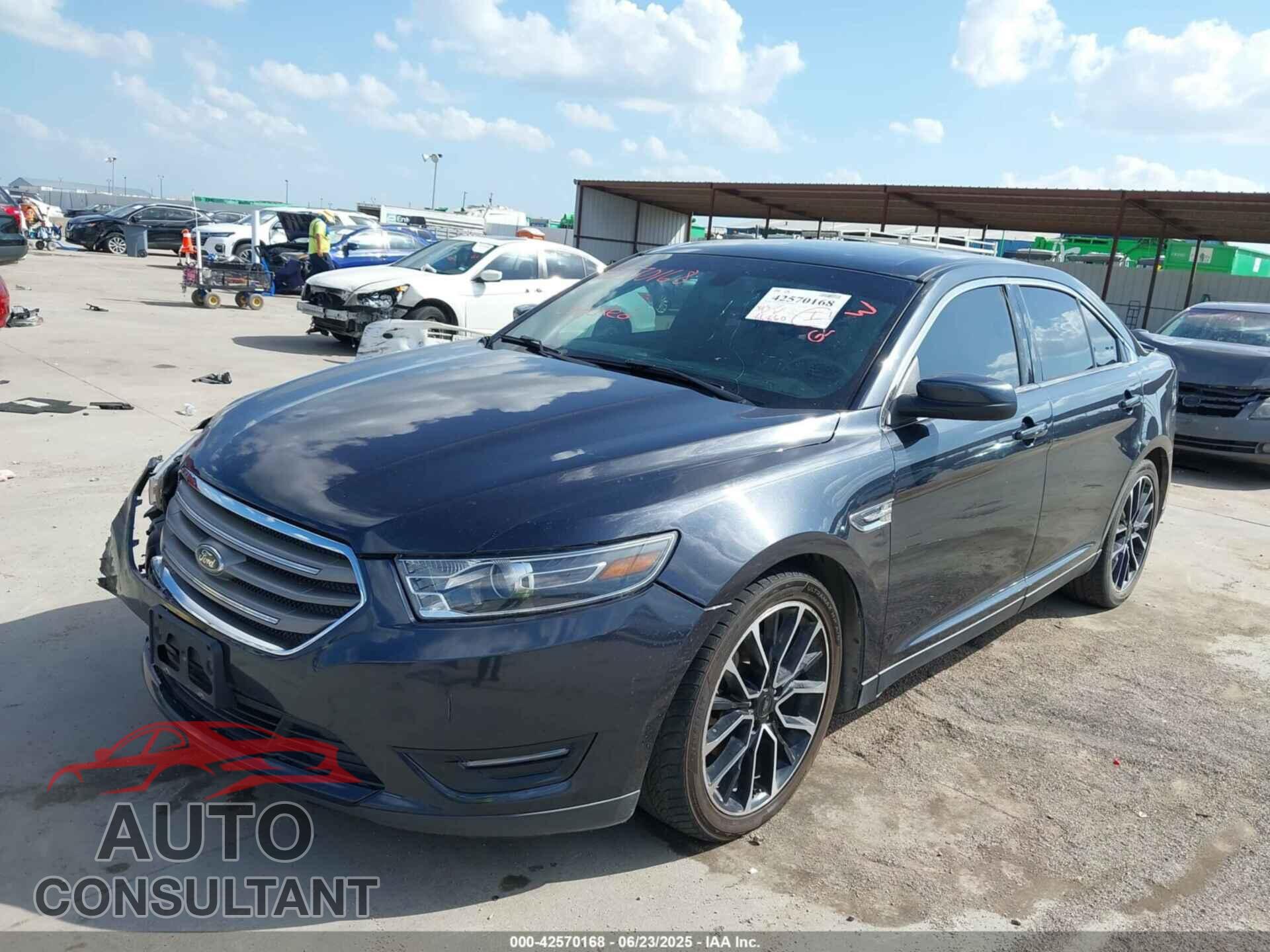 FORD TAURUS 2017 - 1FAHP2E92HG143011