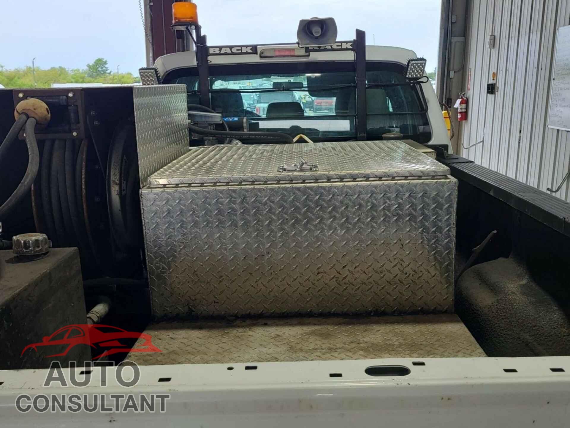 FORD F-350 2011 - 1FT8W3B65BEB77458