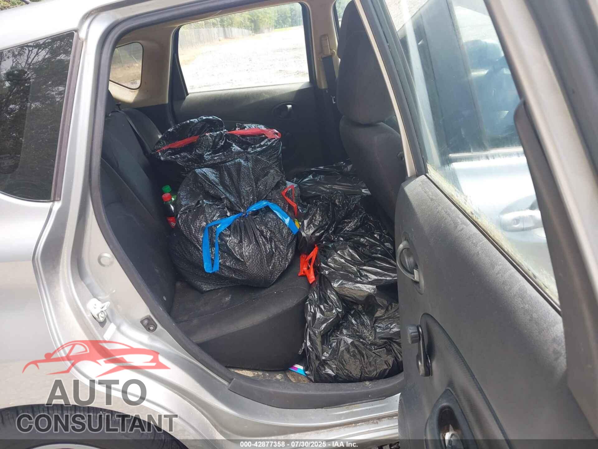 NISSAN VERSA NOTE 2014 - 3N1CE2CPXEL436712
