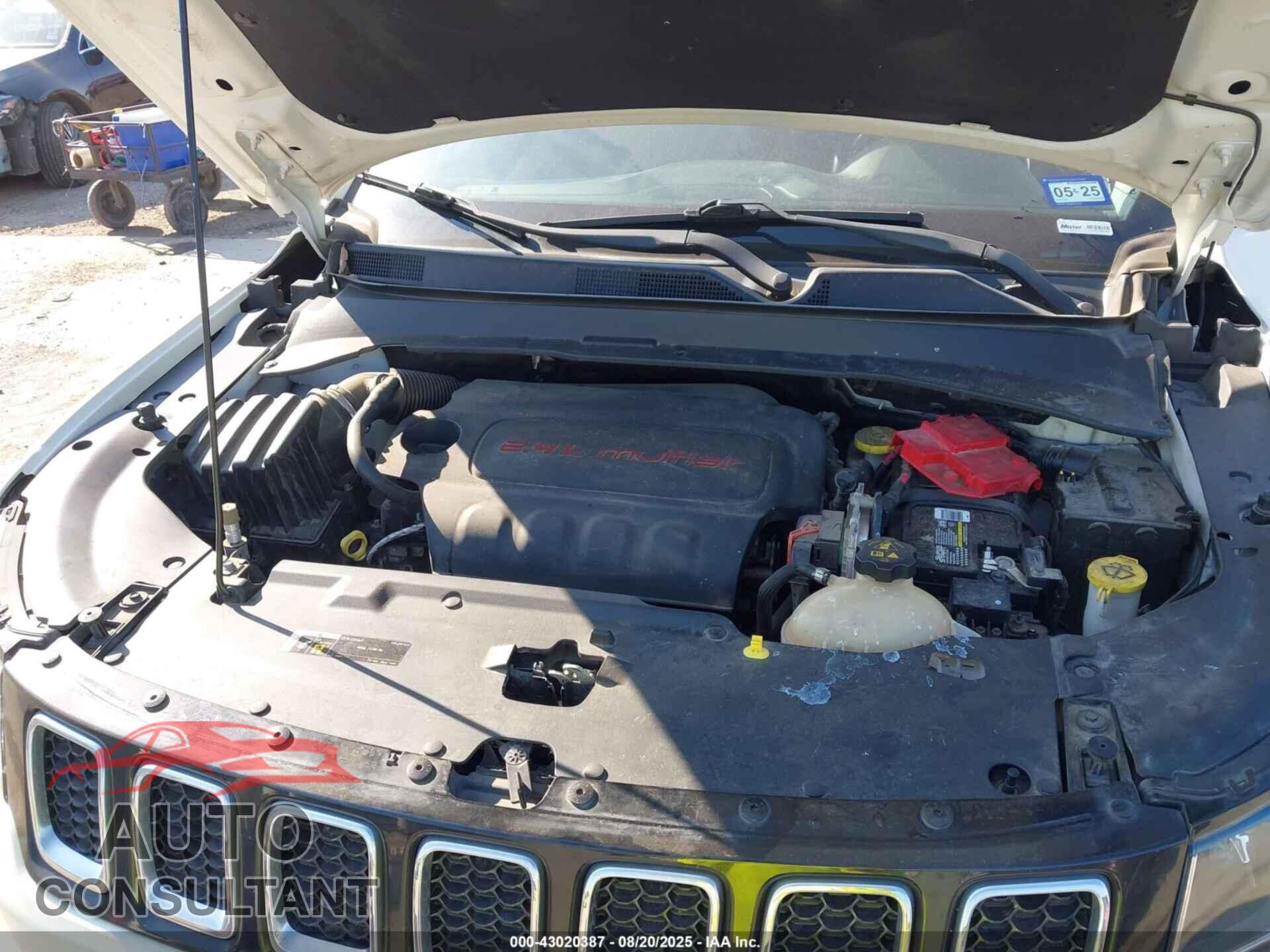 JEEP COMPASS 2019 - 3C4NJCCB3KT802405