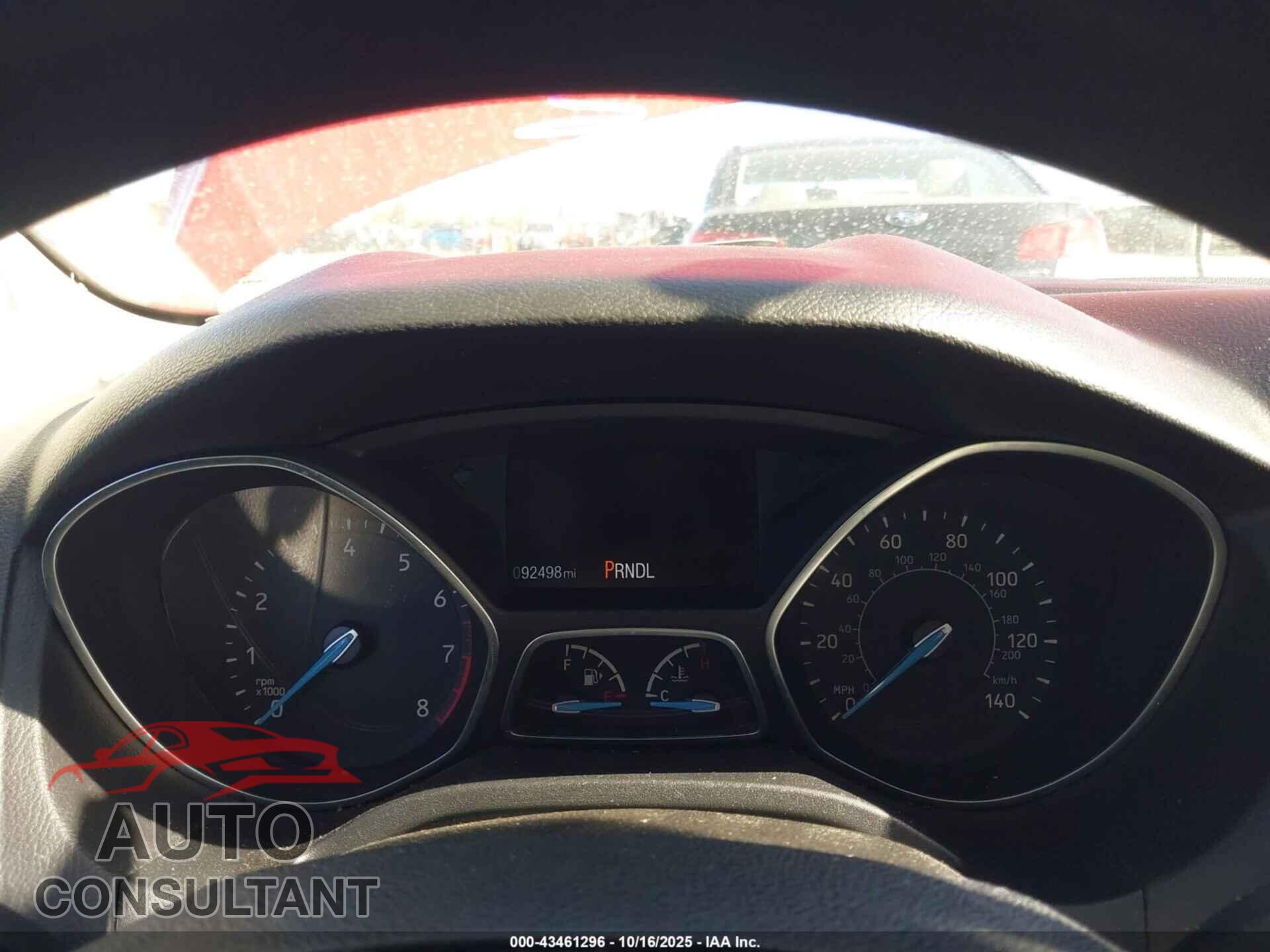 FORD FOCUS 2015 - 1FADP3F26FL205309