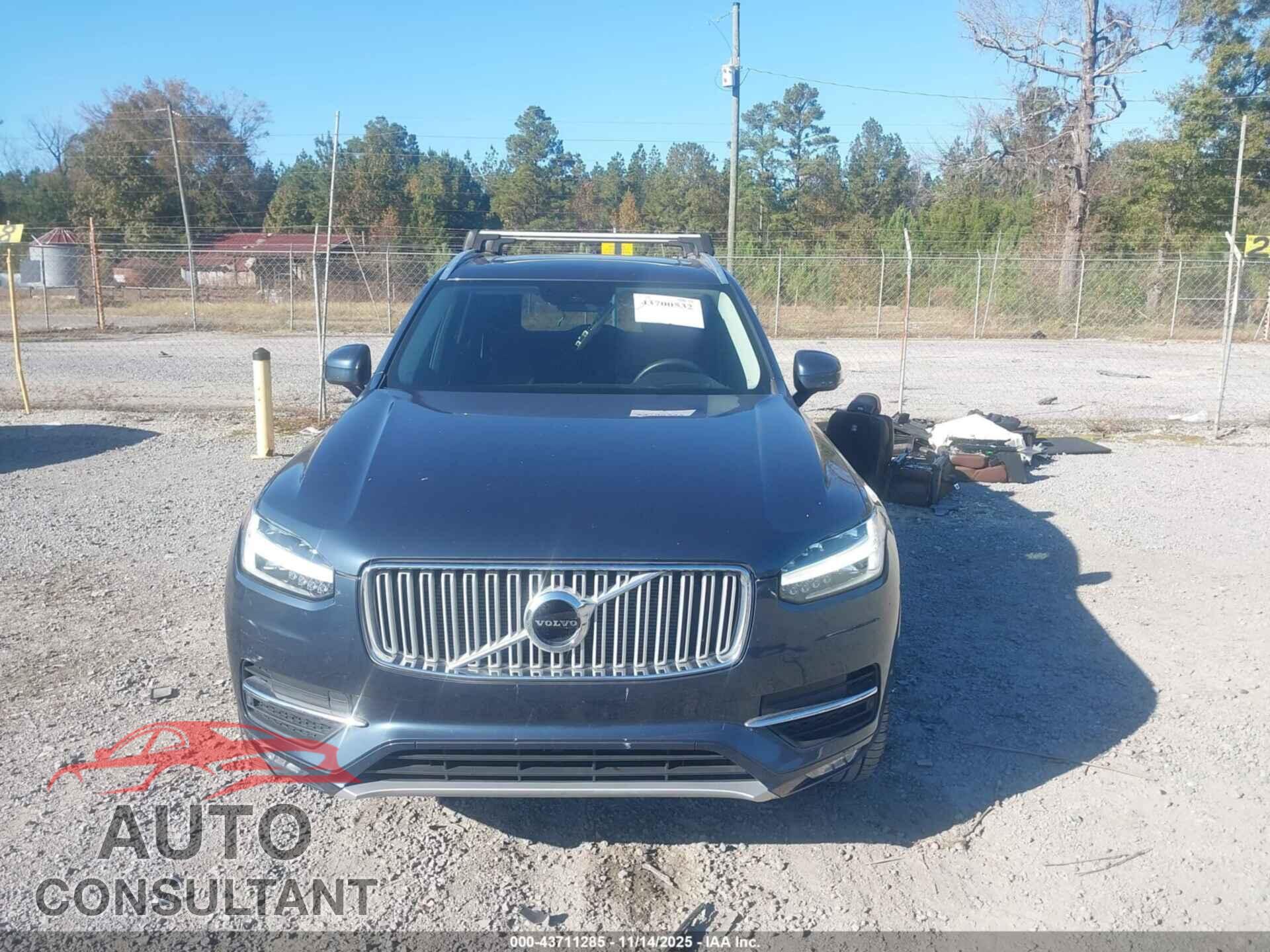 VOLVO XC60 2017 - YV440MDU2H2101320