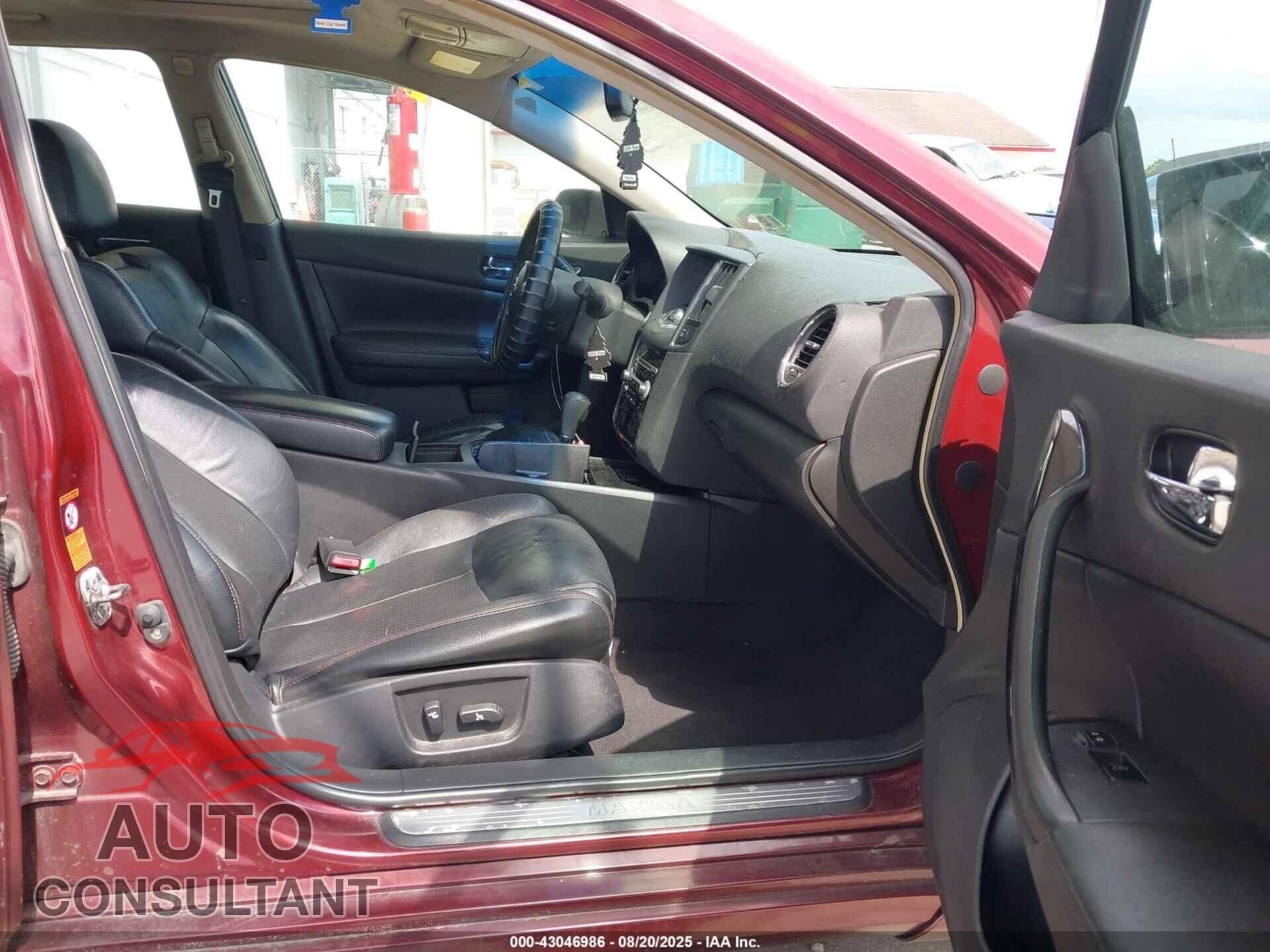 NISSAN MAXIMA 2009 - 1N4AA51E79C851674