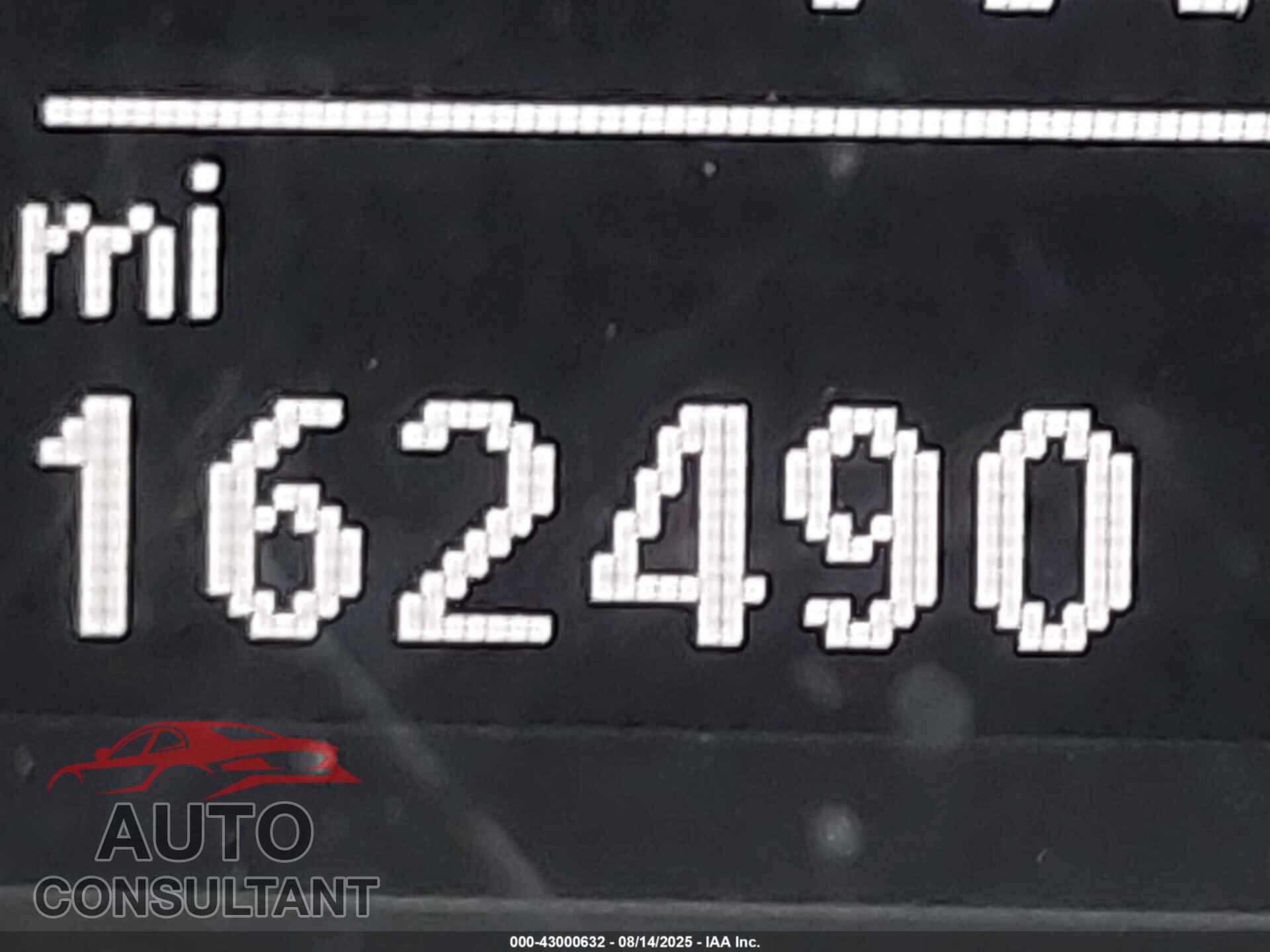 VOLKSWAGEN PASSAT 2017 - 1VWAT7A37HC015941