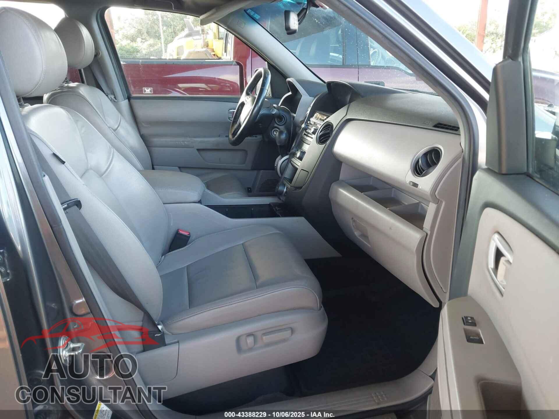 HONDA PILOT 2012 - 5FNYF3H62CB038167