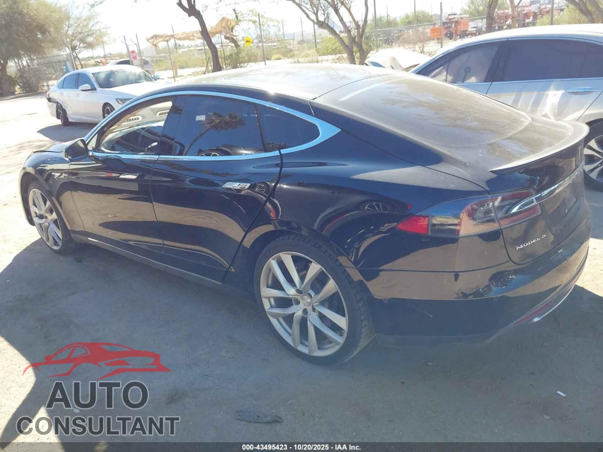 TESLA MODEL S 2014 - 5YJSA1H13EFP53801