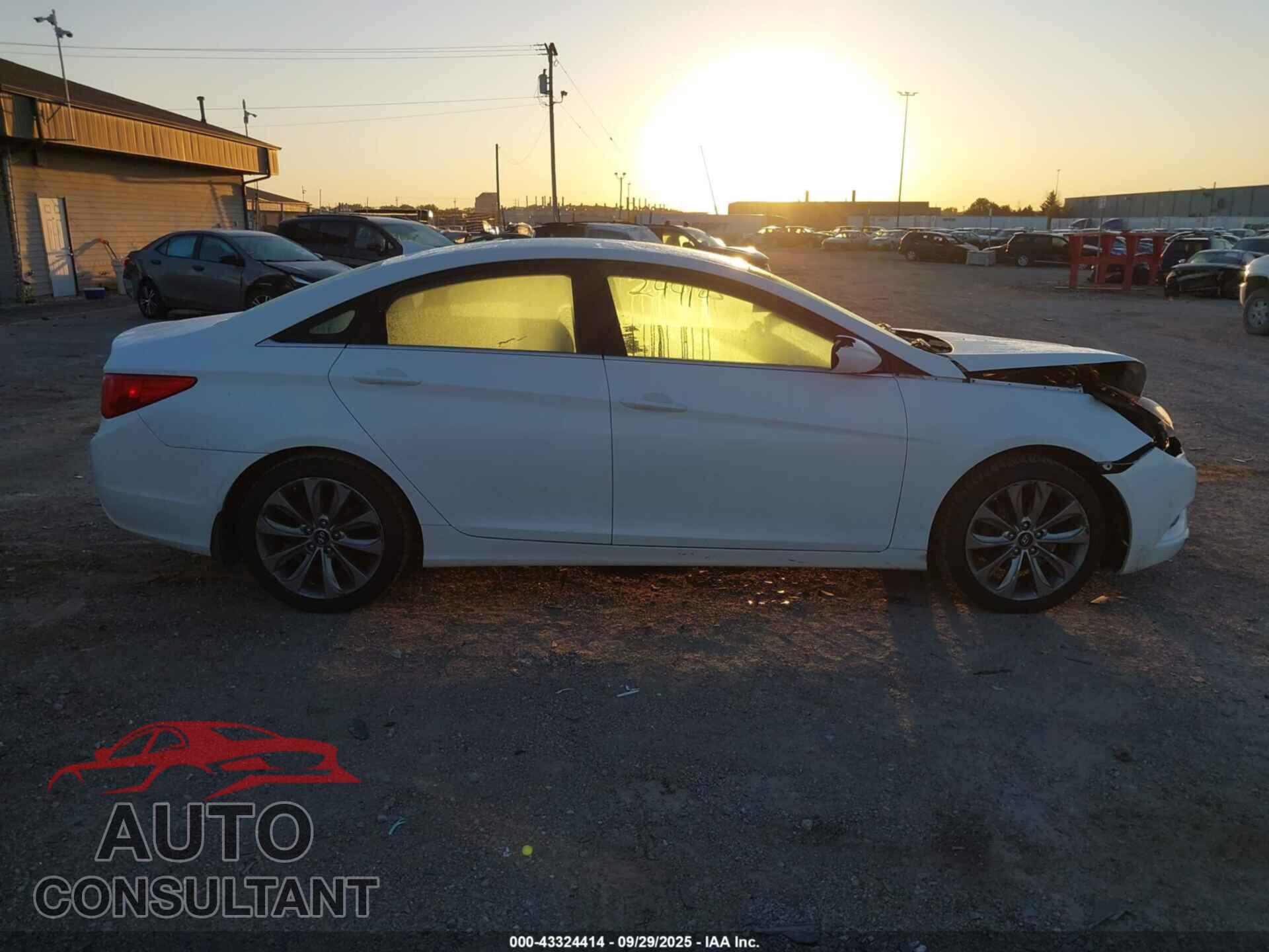 HYUNDAI SONATA 2012 - 5NPEB4AC7CH371017
