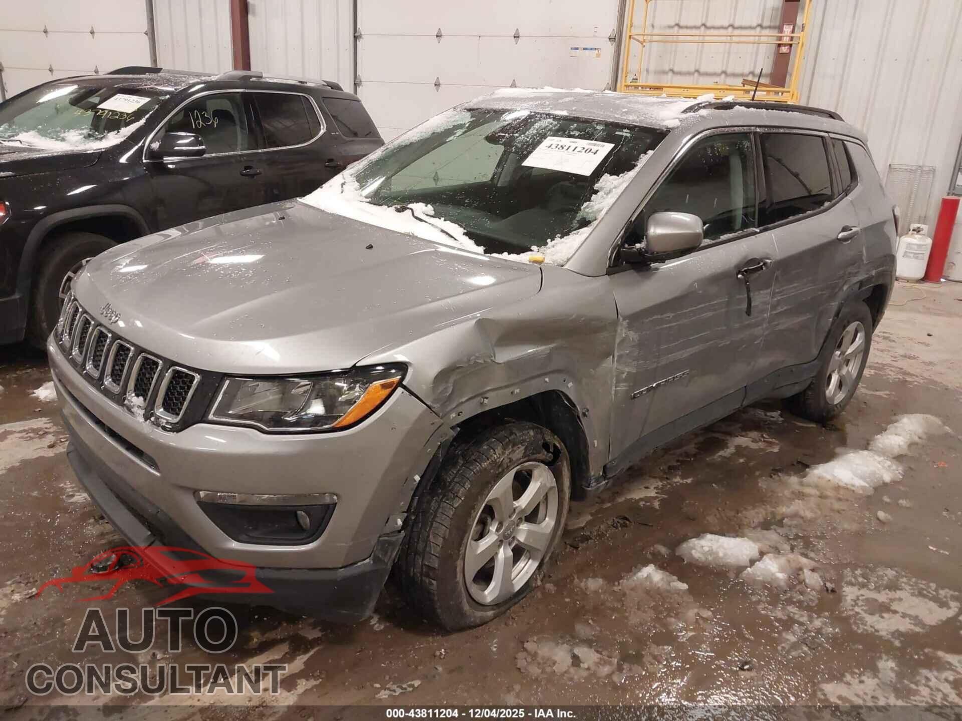 JEEP COMPASS 2019 - 3C4NJDBB7KT646179