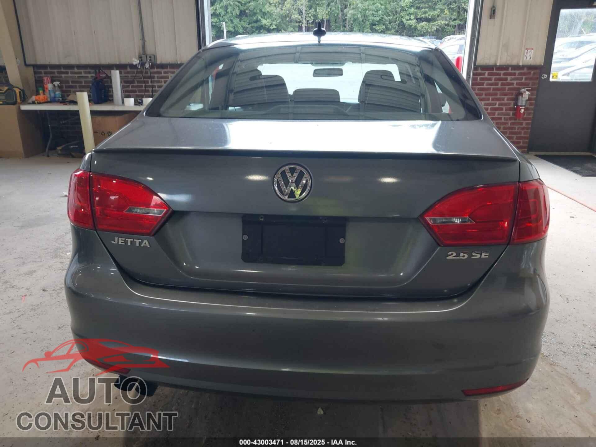 VOLKSWAGEN JETTA 2012 - 3VWDP7AJXCM362011