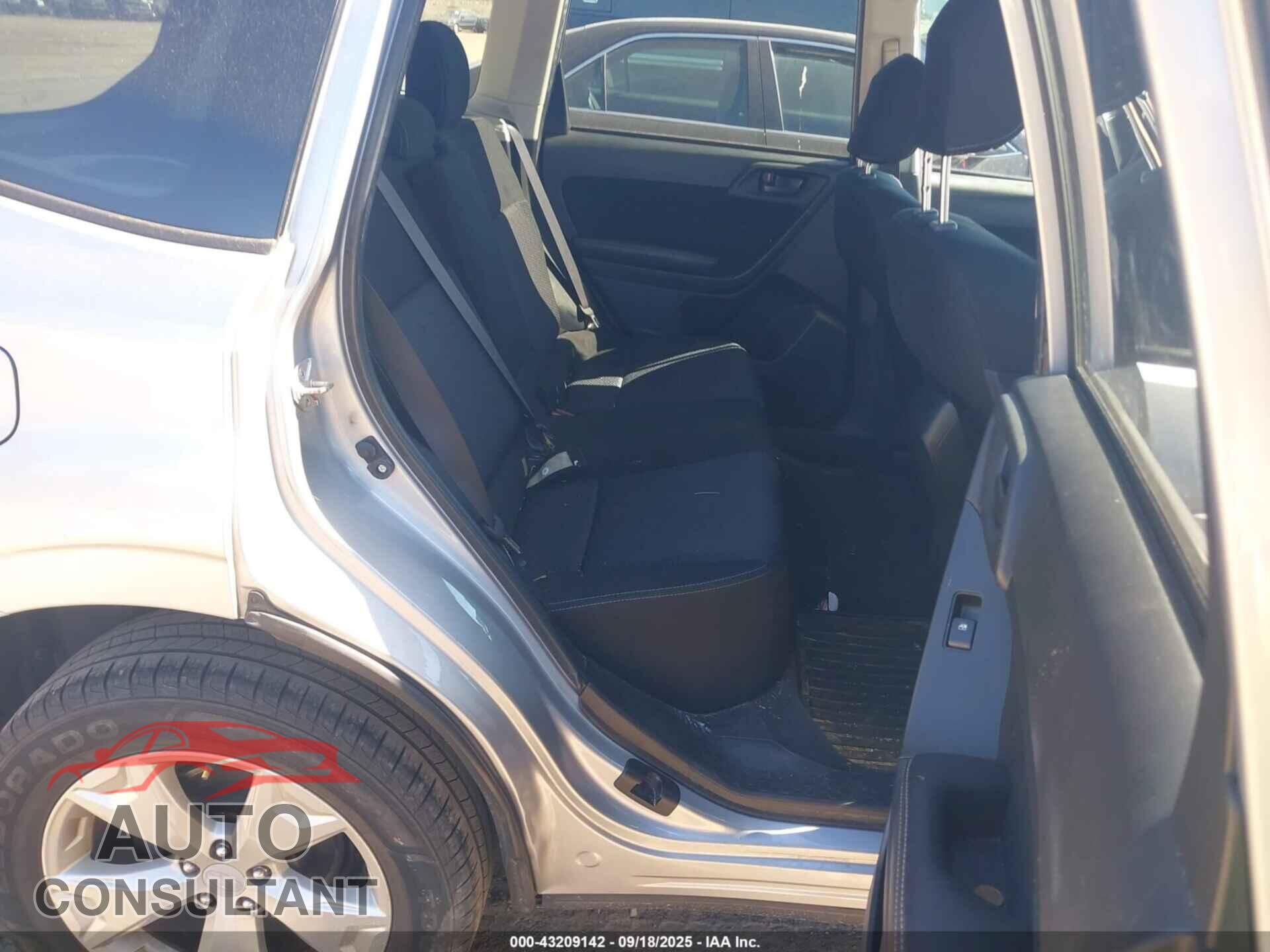 SUBARU FORESTER 2016 - JF2SJADC8GH422885