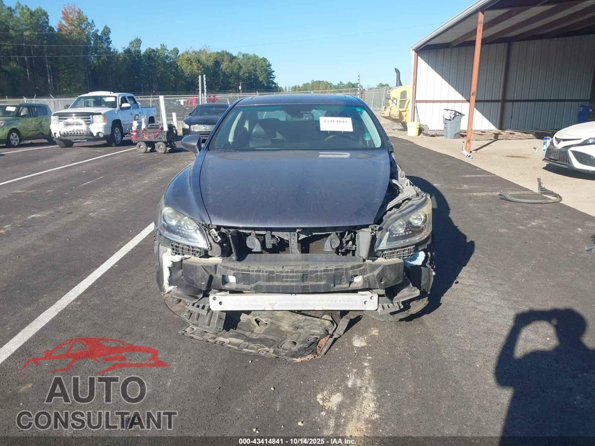 LEXUS LS 460 2014 - JTHBL5EF4E5132424