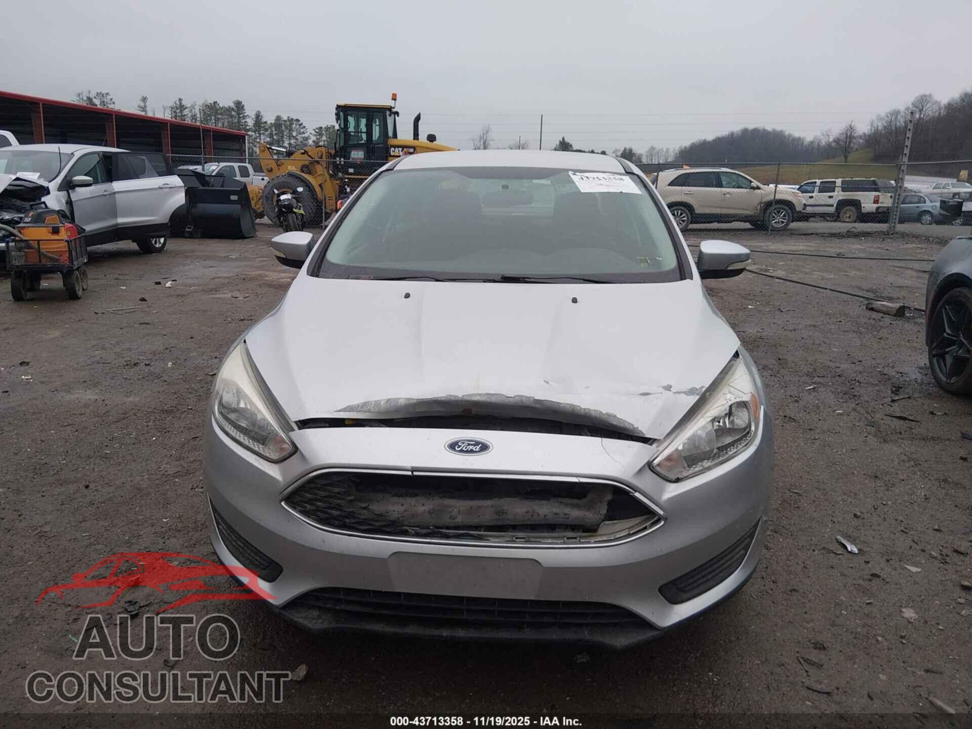 FORD FOCUS 2017 - 1FADP3F27HL243487