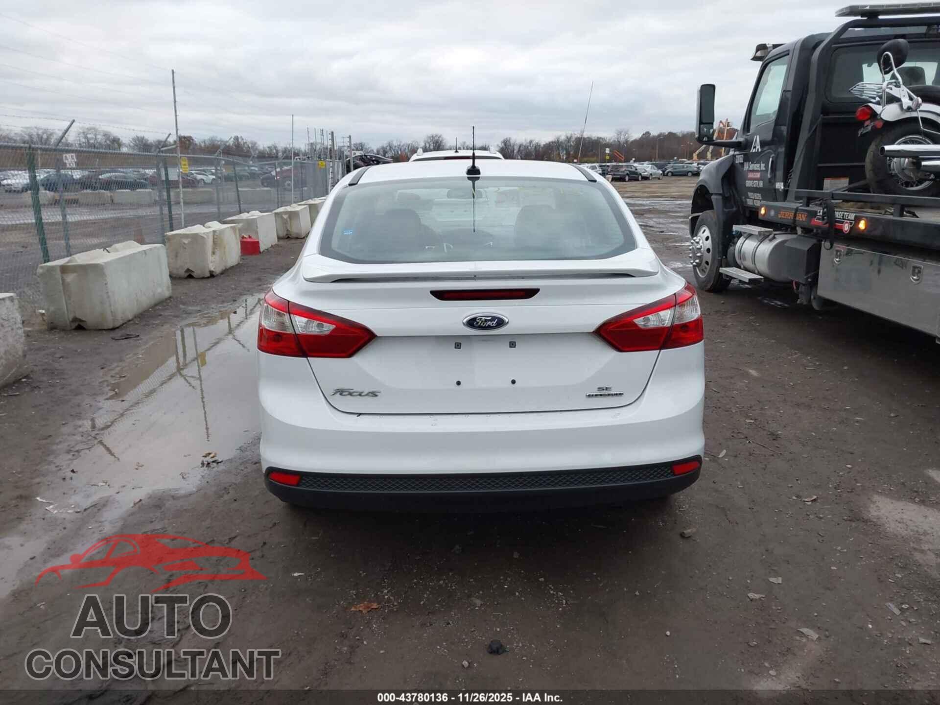 FORD FOCUS 2013 - 1FADP3F25DL332453