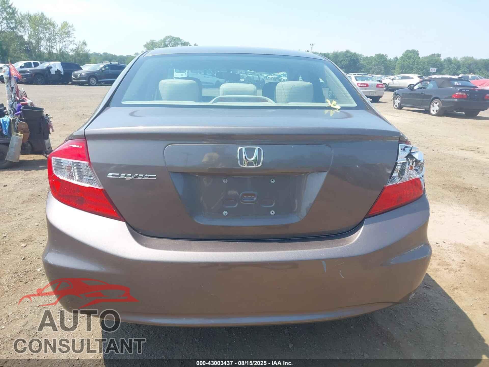 HONDA CIVIC 2012 - 2HGFB2F52CH503629