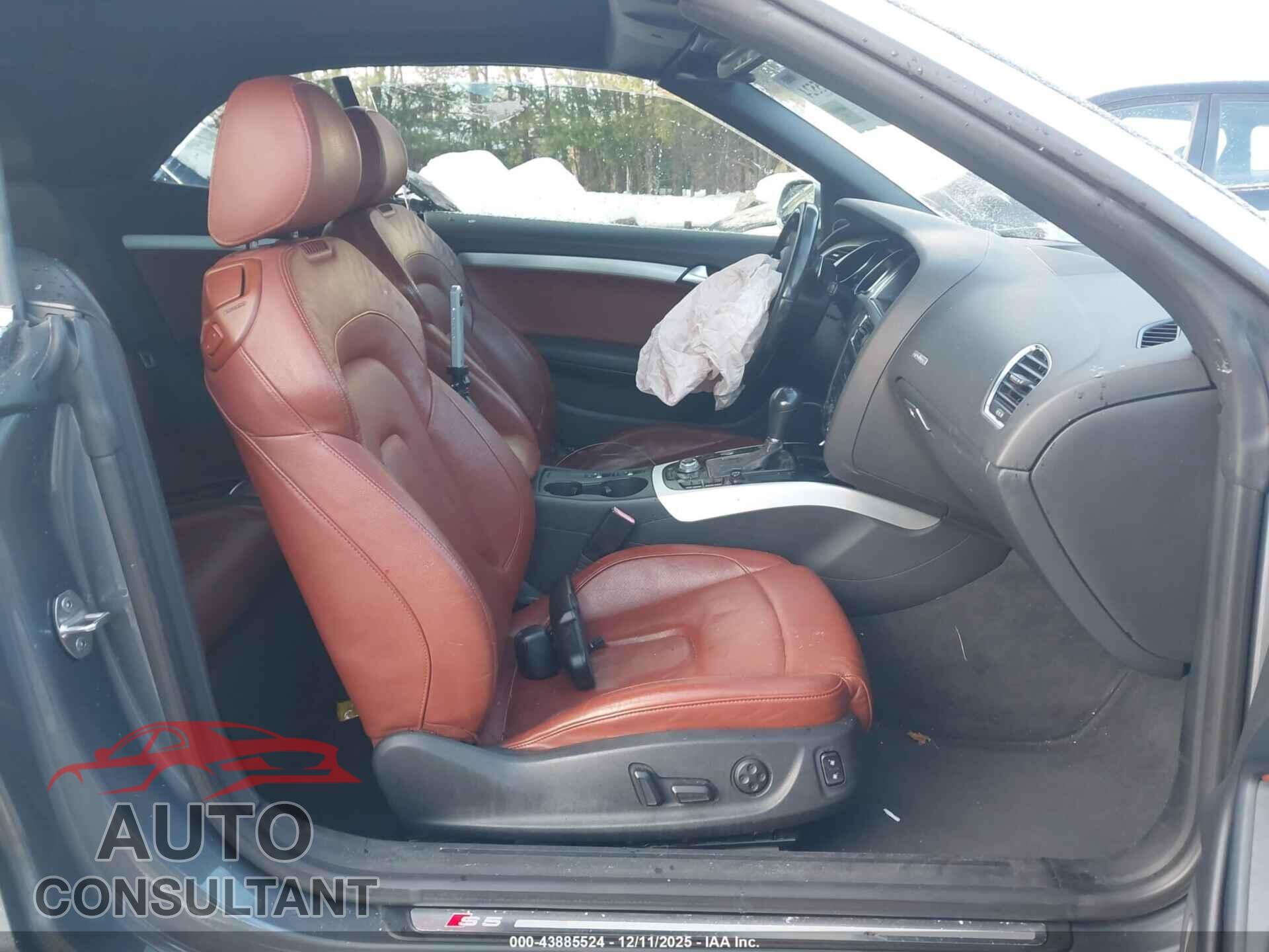 AUDI S5 2012 - WAUCGAFH7CN007625