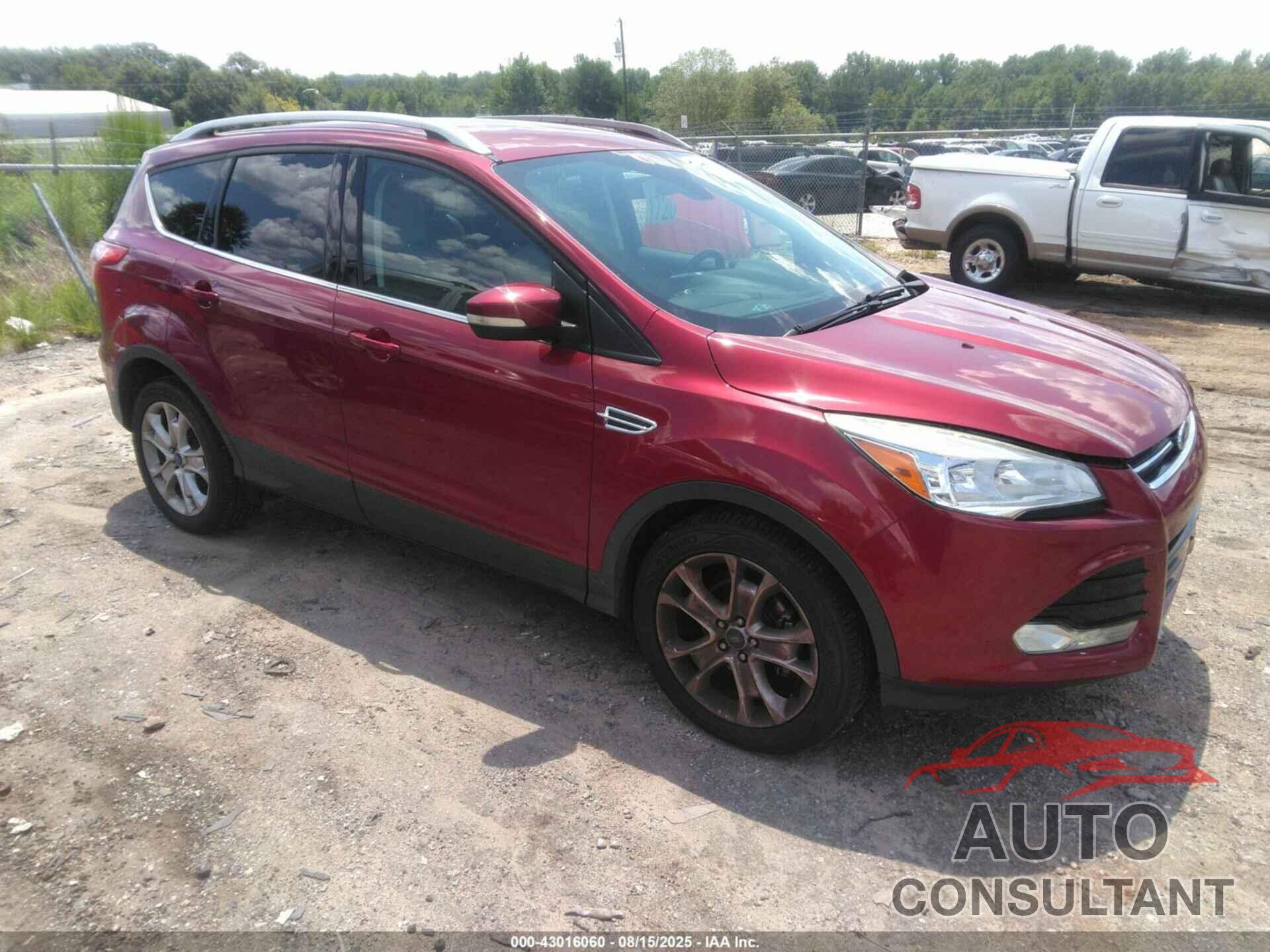 FORD ESCAPE 2015 - 1FMCU0JX7FUC85628
