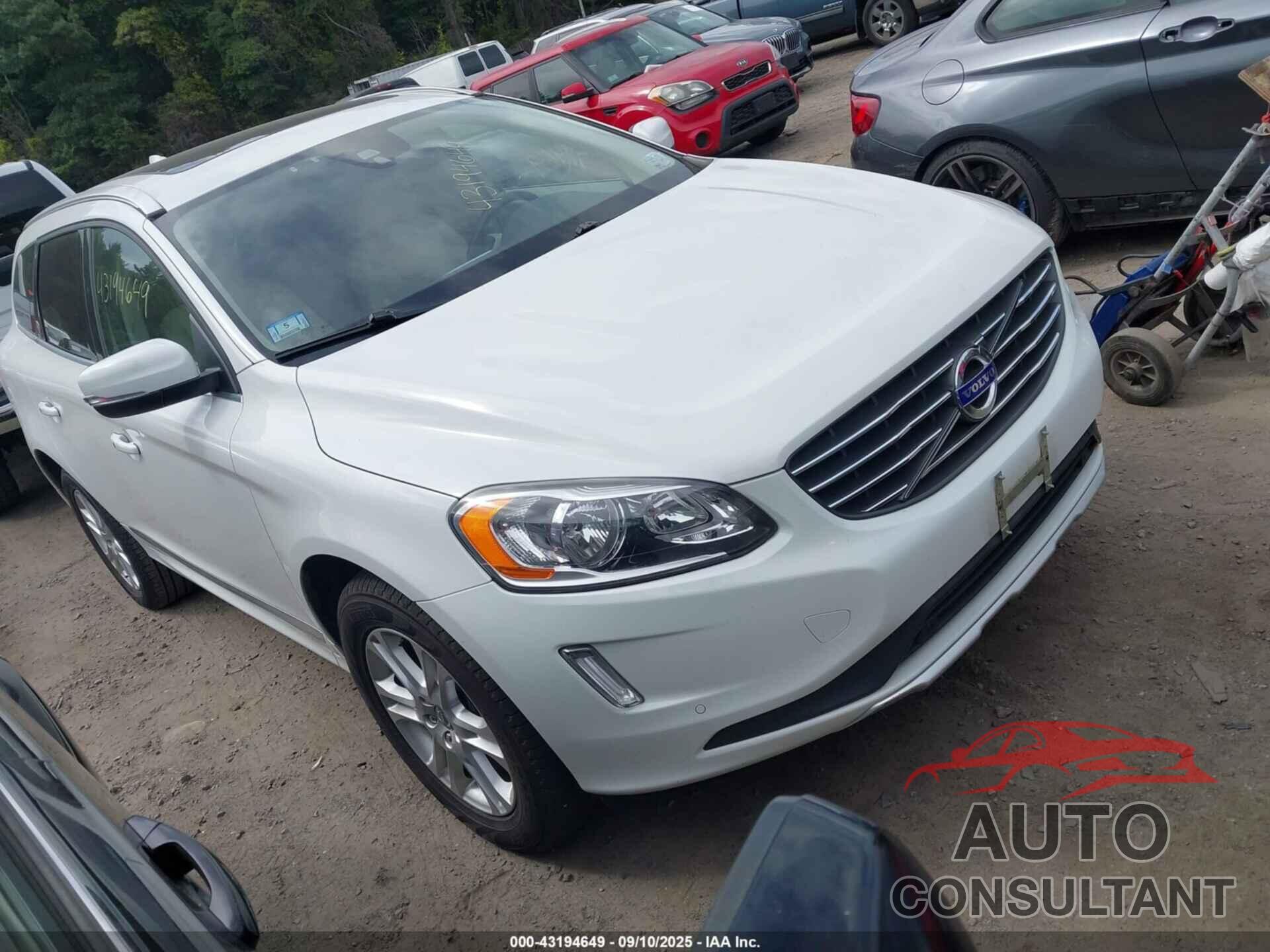 VOLVO XC60 2015 - YV4612RK1F2711675