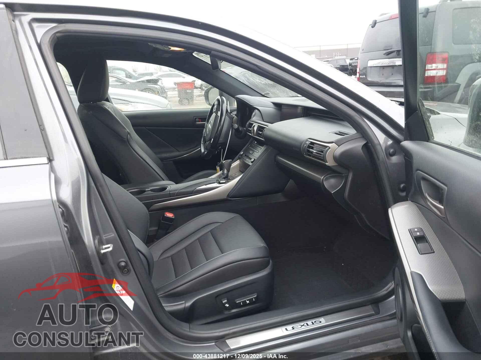 LEXUS IS 300 2017 - JTHCM1D28H5019234