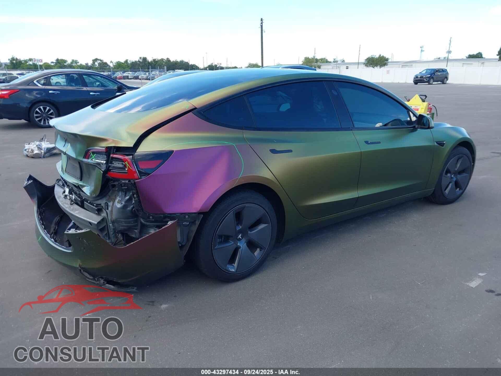 TESLA MODEL 3 2022 - 5YJ3E1EA9NF324627