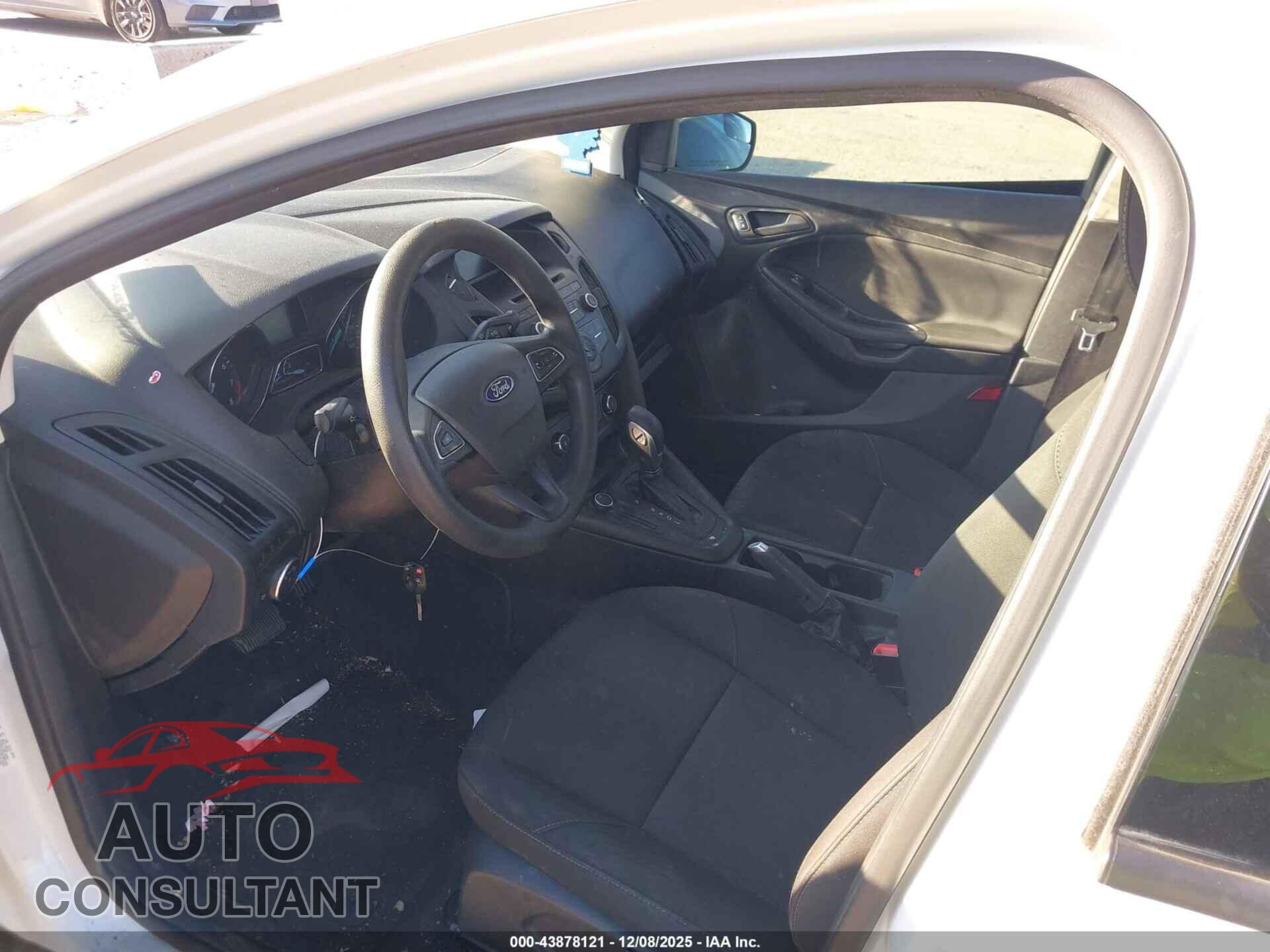 FORD FOCUS 2017 - 1FADP3E2XHL332441
