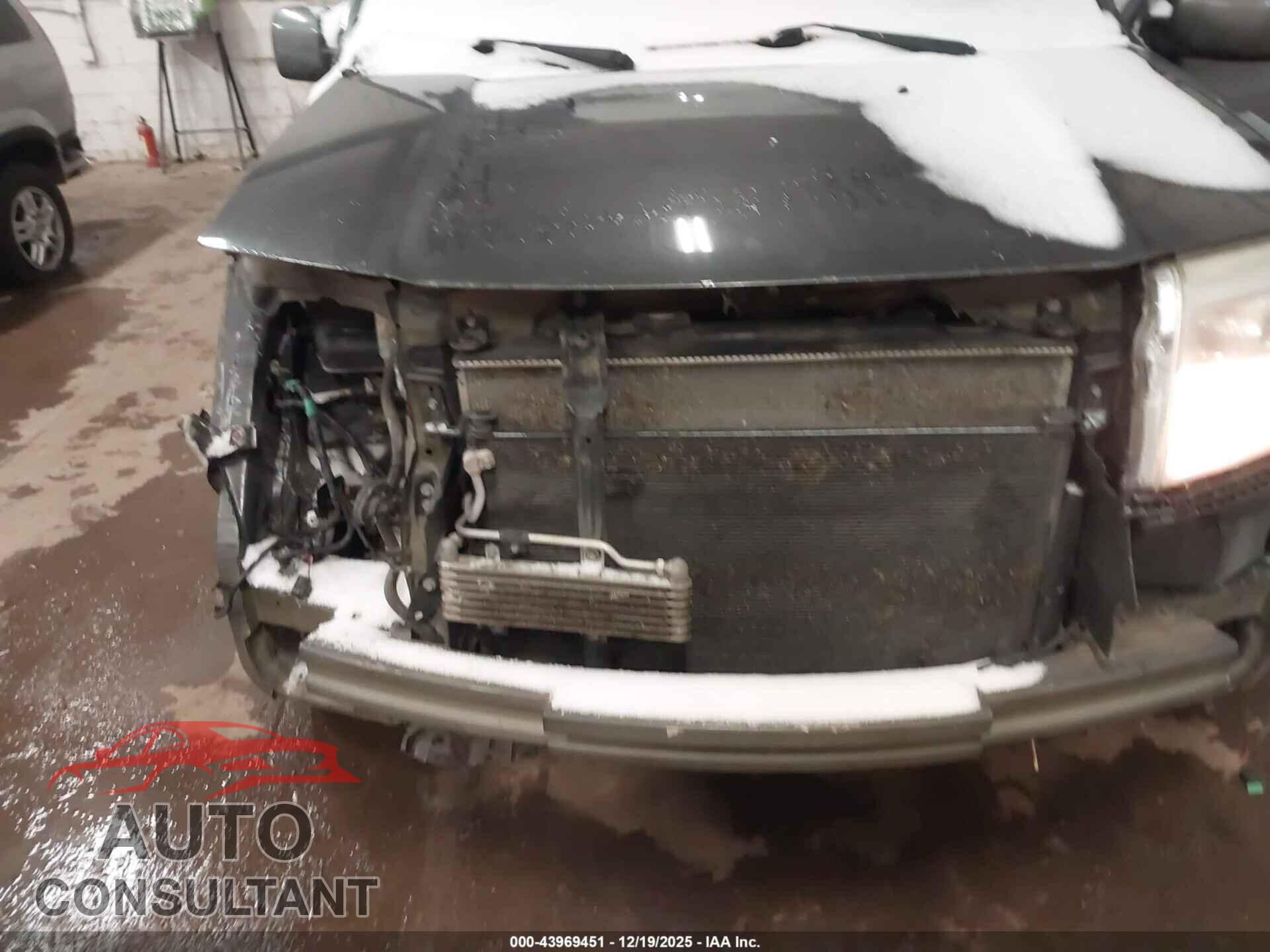HONDA PILOT 2013 - 5FNYF4H56DB009785