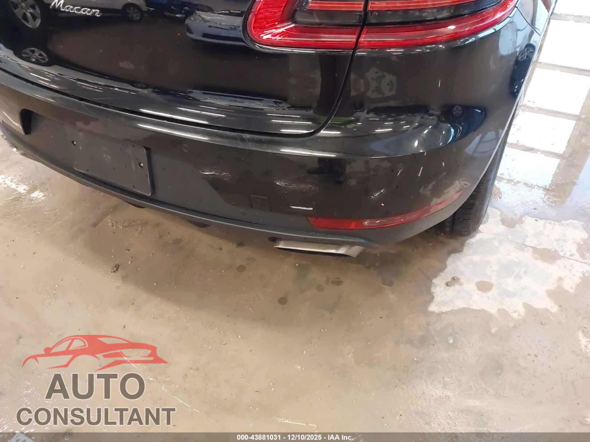 PORSCHE MACAN 2017 - WP1AA2A57HLB03500