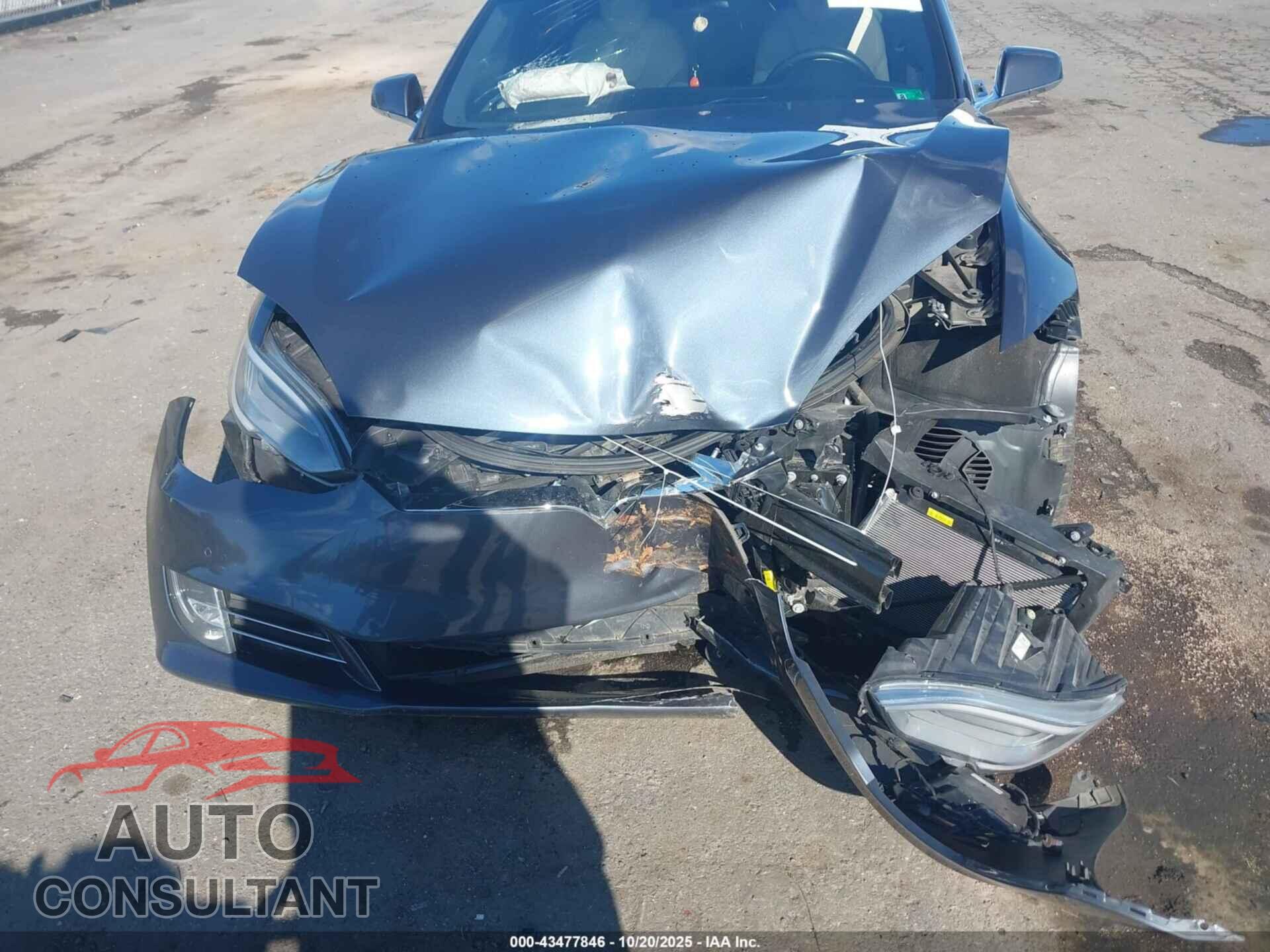 TESLA MODEL S 2020 - 5YJSA1E20LF399729