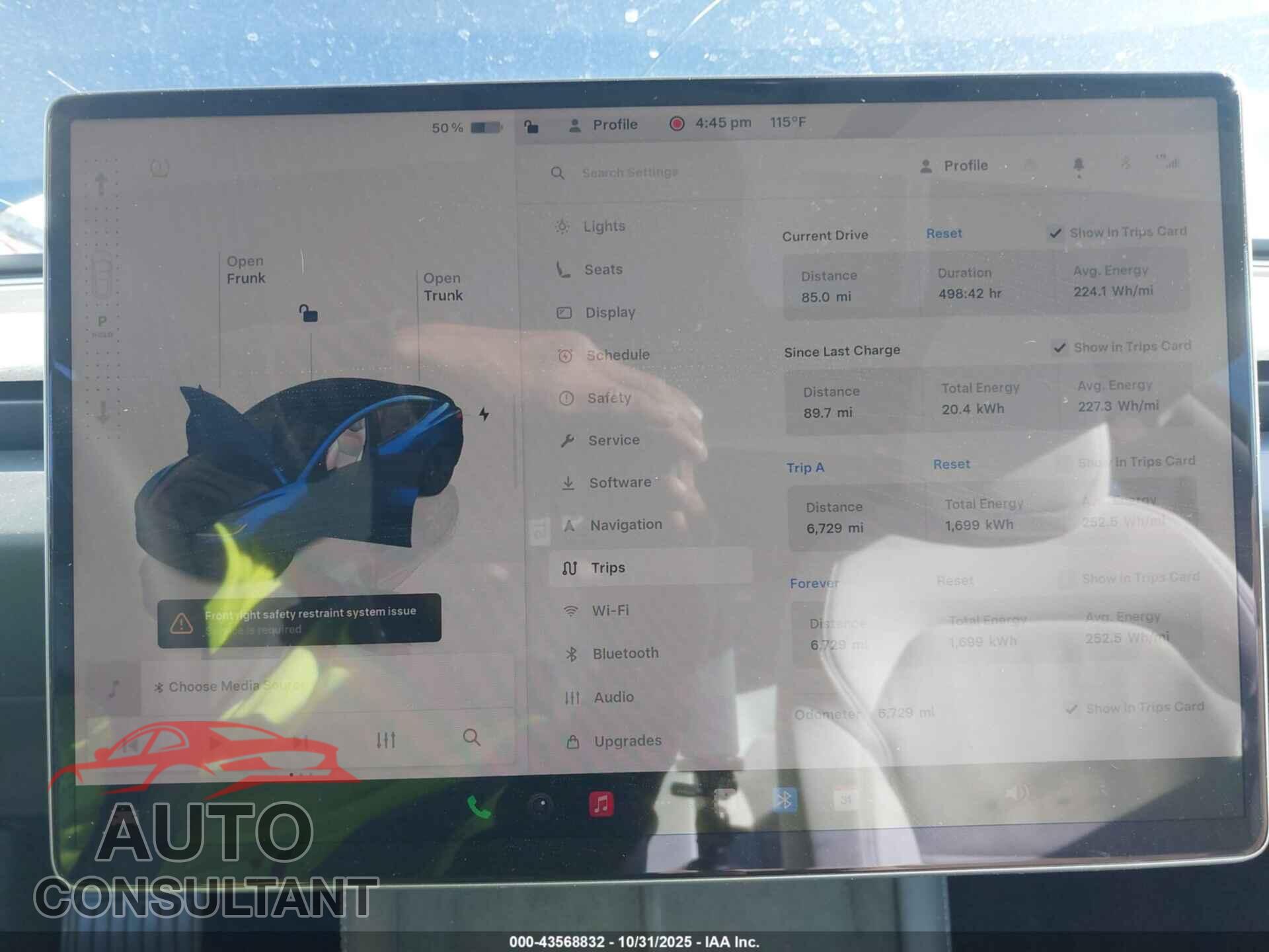 TESLA MODEL 3 2025 - 5YJ3E1EA4SF045775