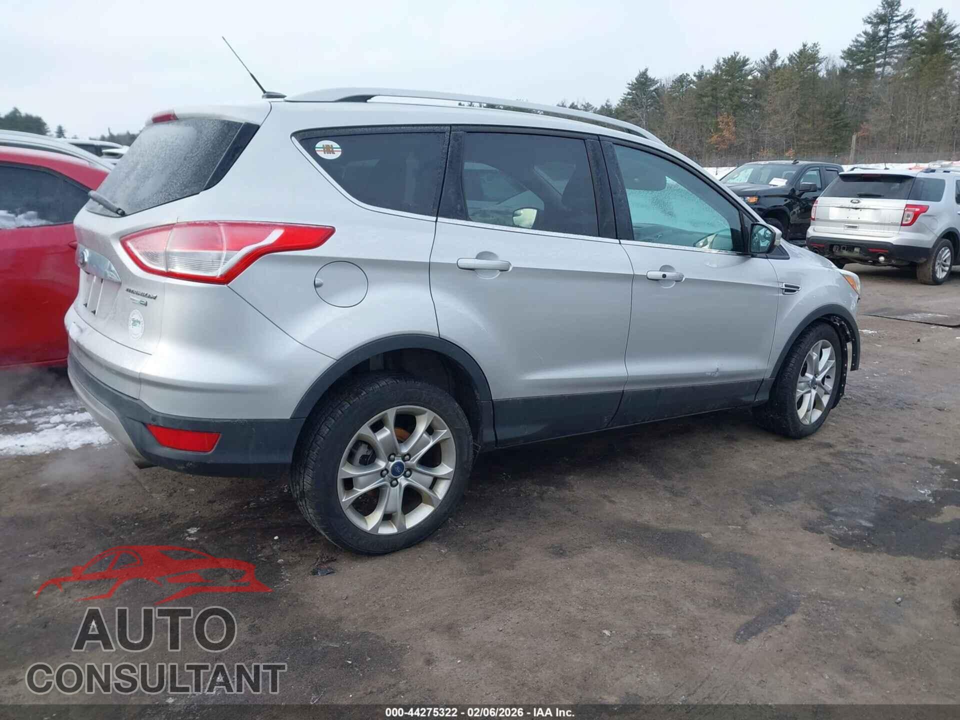 FORD ESCAPE 2015 - 1FMCU9J99FUC66939
