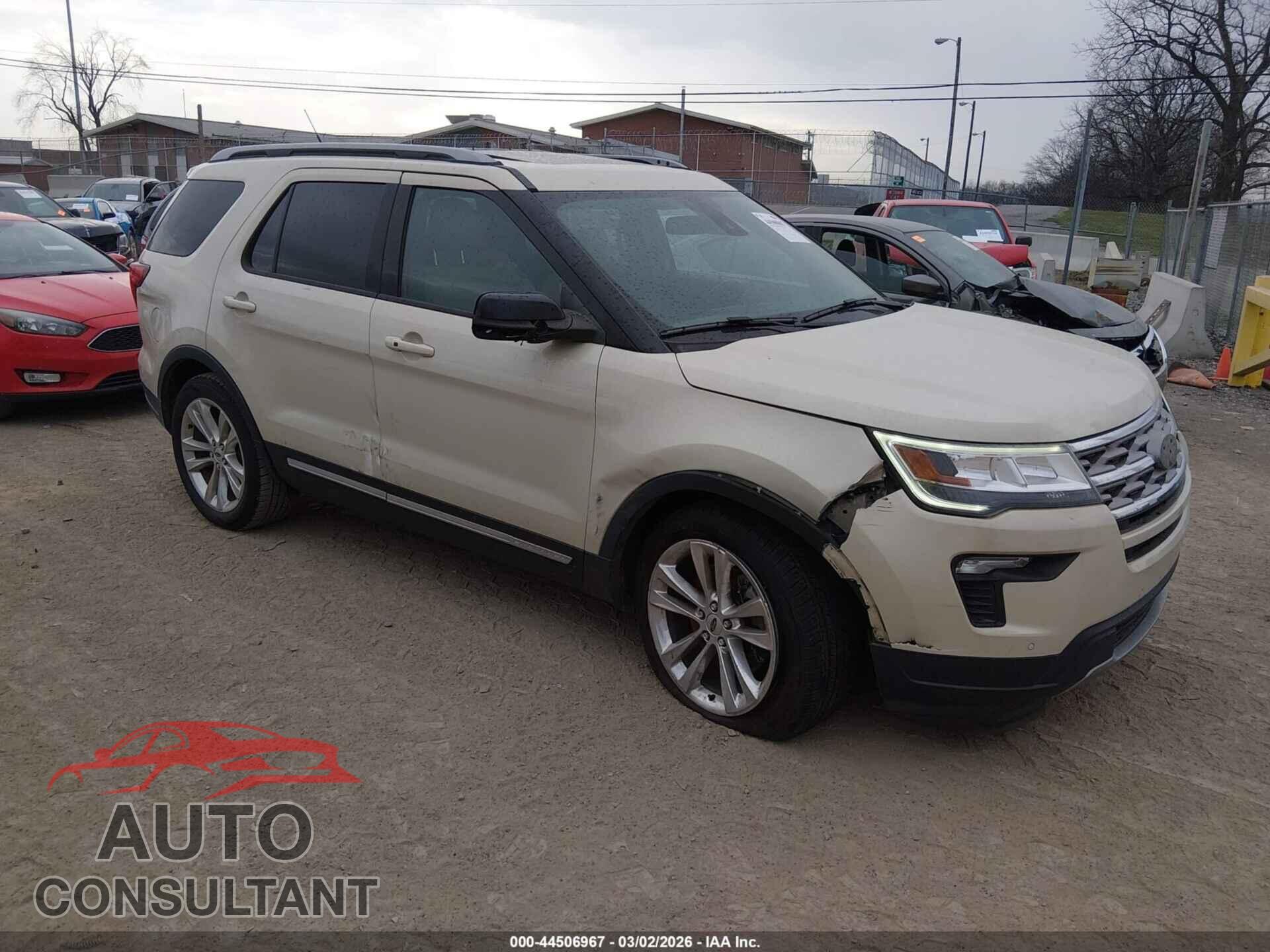 FORD EXPLORER 2018 - 1FM5K7D88JGB39080