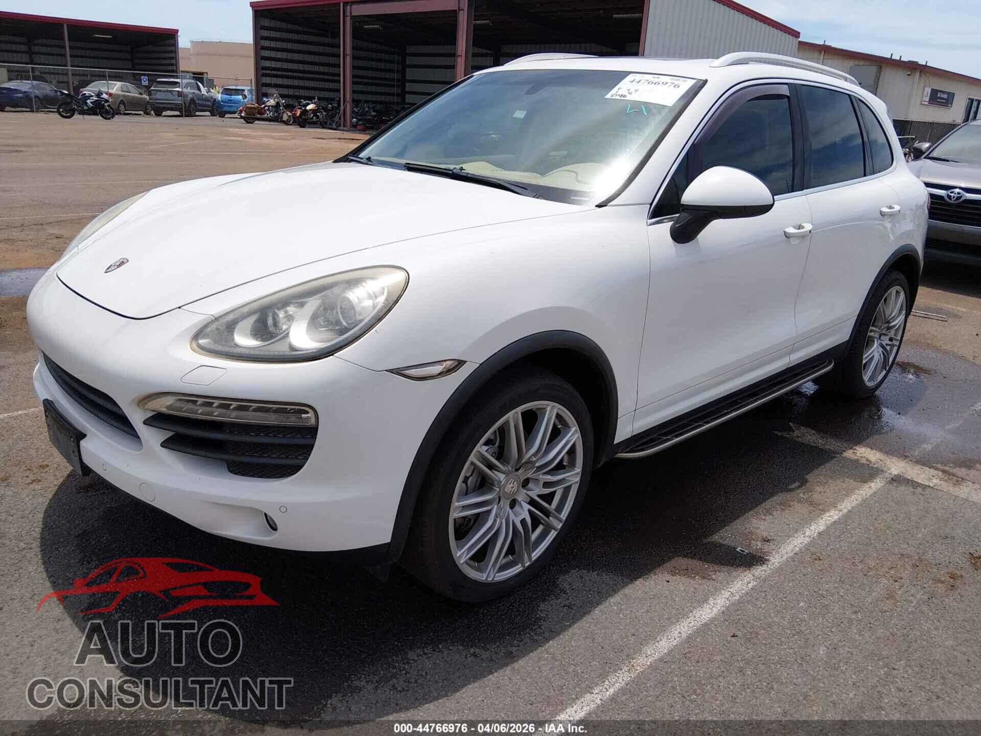 PORSCHE CAYENNE 2012 - WP1AB2A25CLA51389