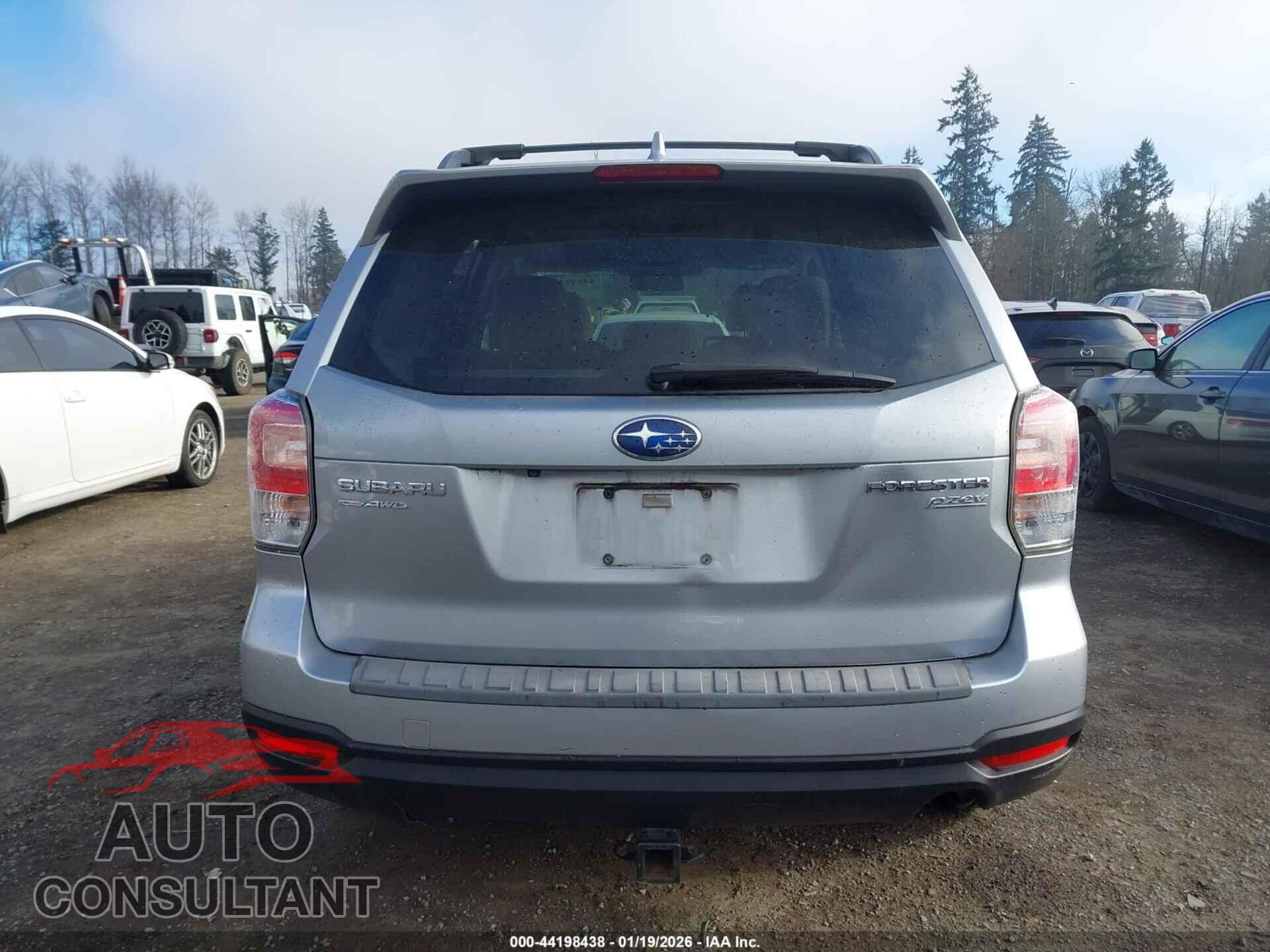 SUBARU FORESTER 2017 - JF2SJAEC5HH439739