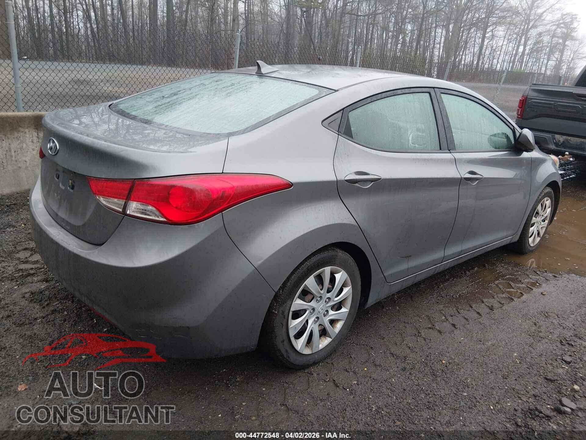 HYUNDAI ELANTRA 2012 - 5NPDH4AE9CH070504