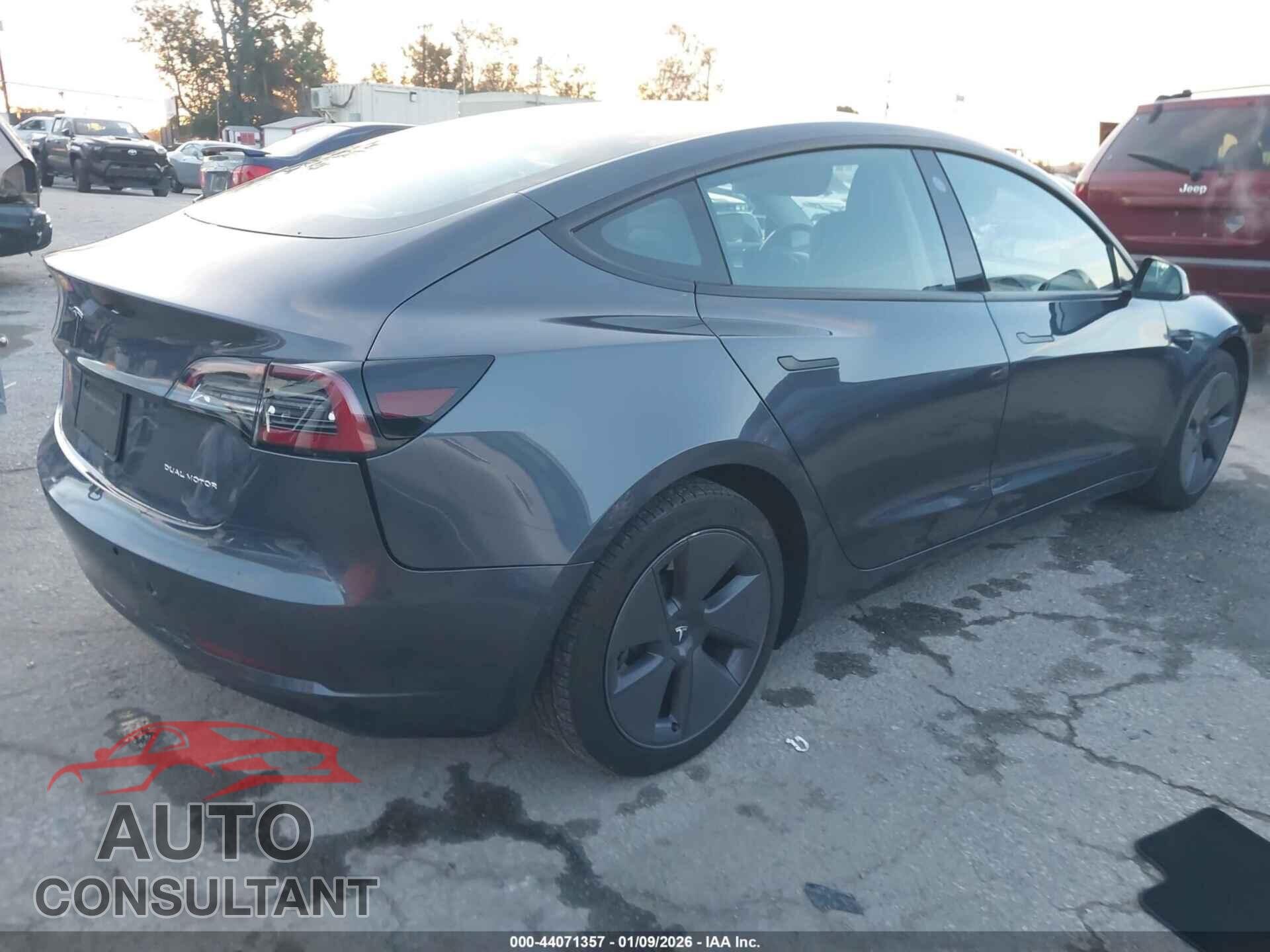 TESLA MODEL 3 2022 - 5YJ3E1EB2NF334148