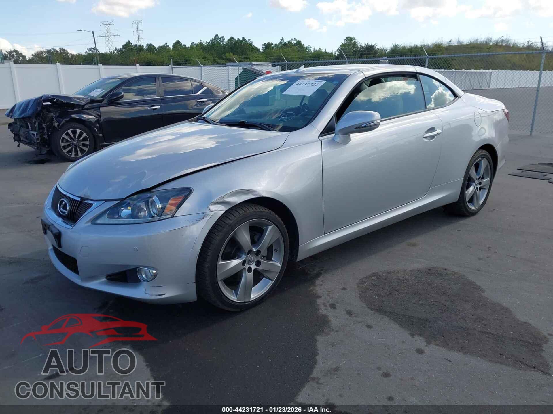 LEXUS IS 250C 2011 - JTHFF2C29B2516624