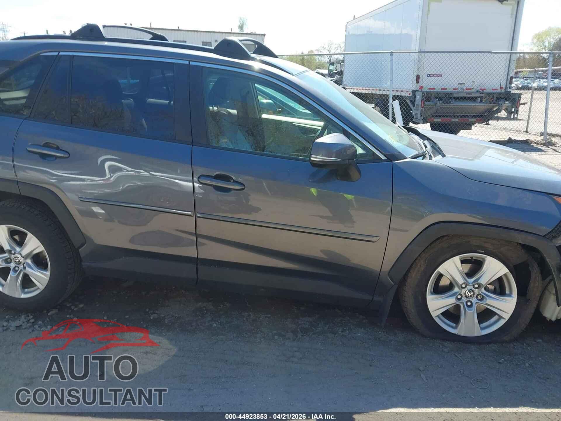 TOYOTA RAV4 2020 - JTMP1RFV6LD529873