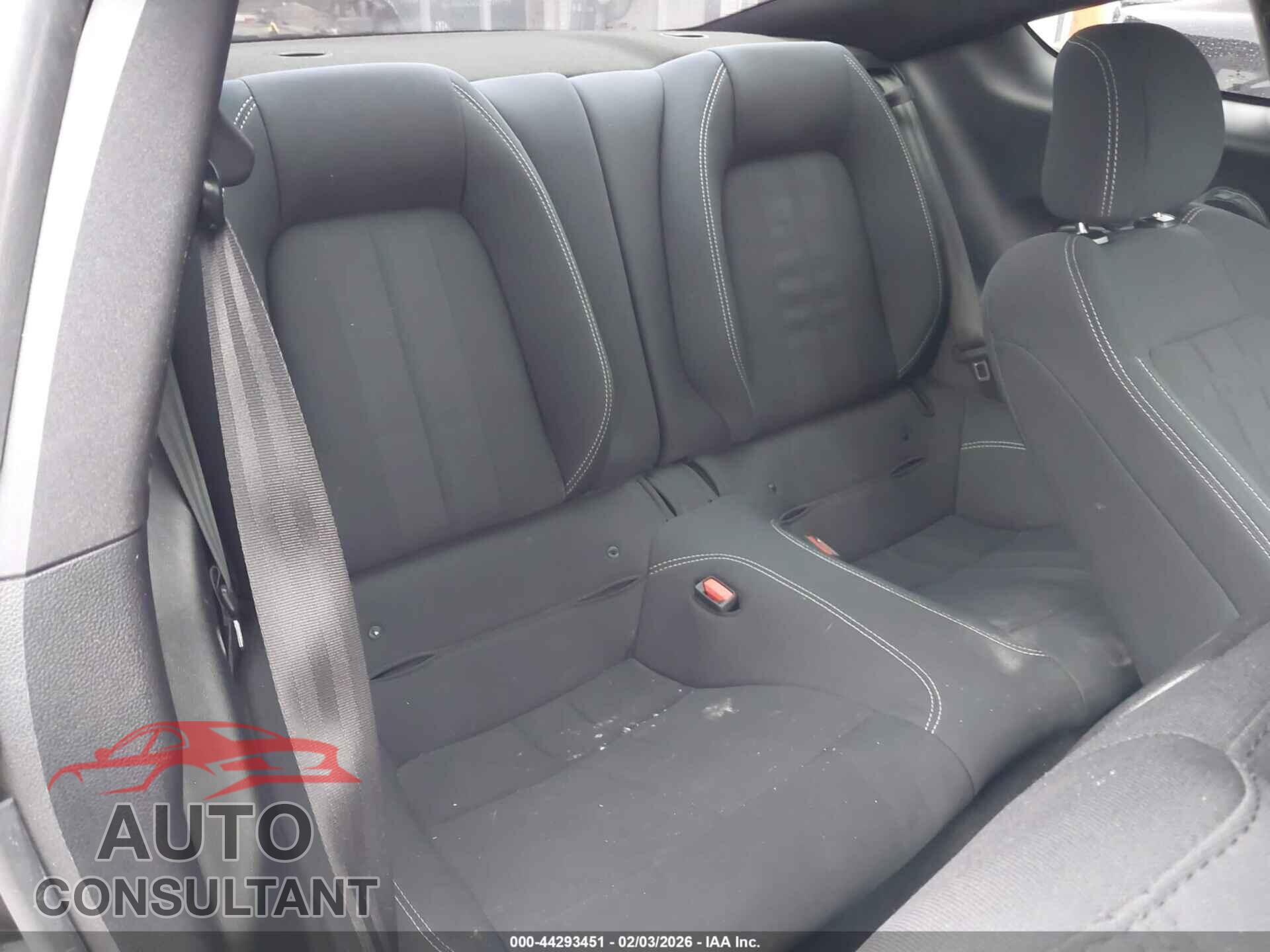 FORD MUSTANG 2021 - 1FA6P8TH7M5118518