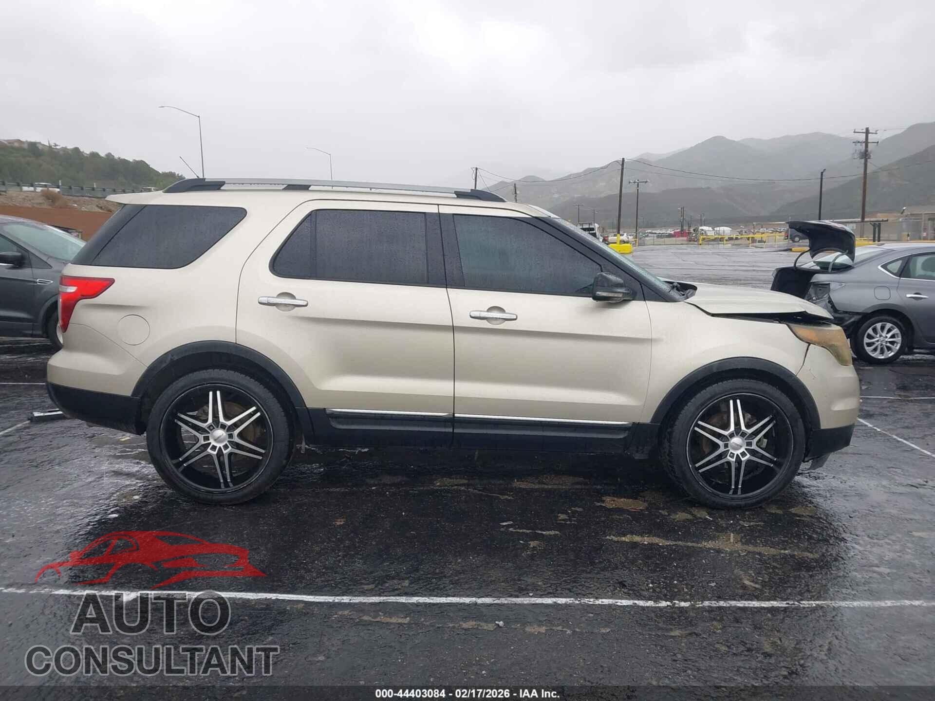FORD EXPLORER 2011 - 1FMHK7D89BGA83794