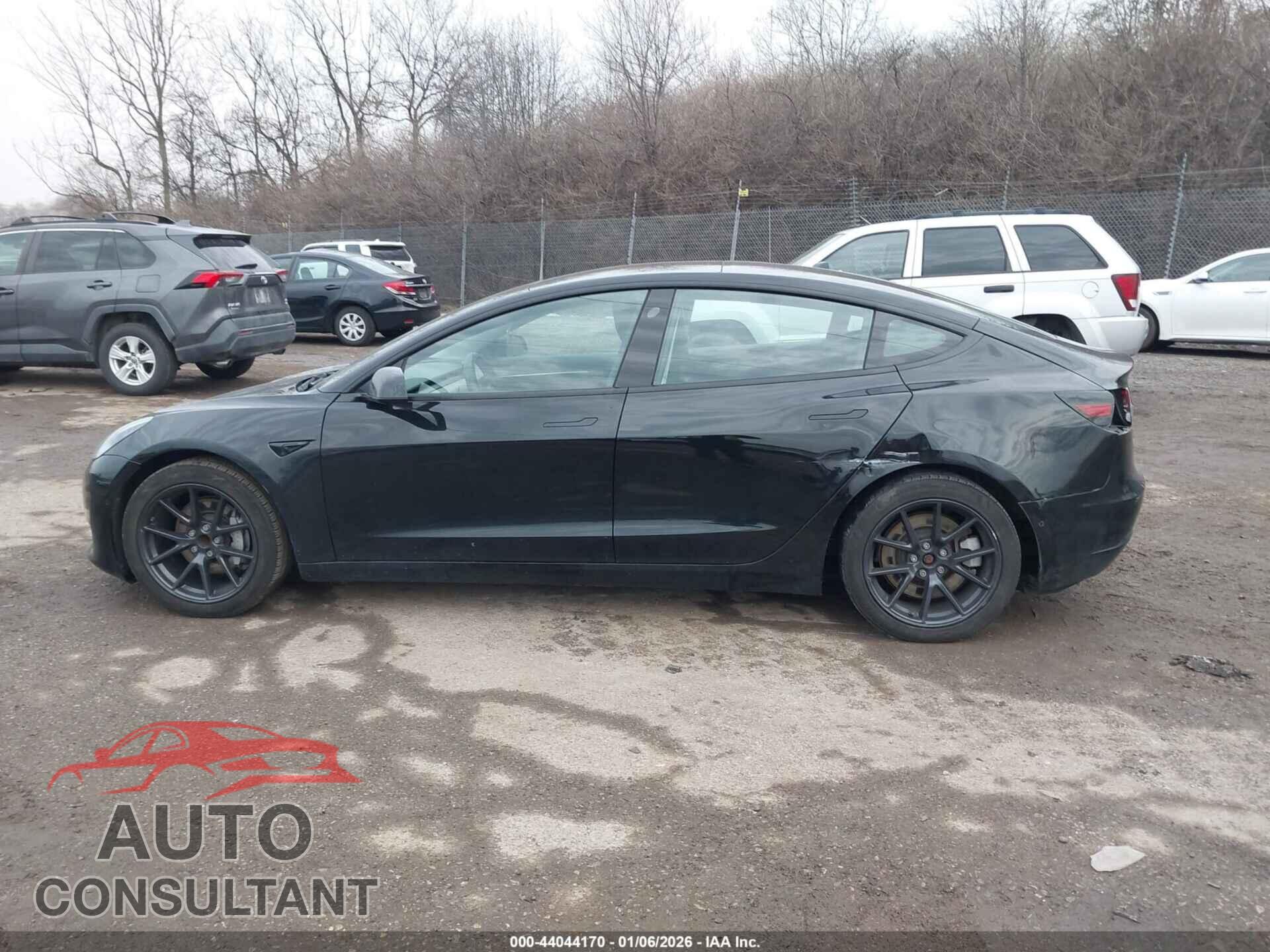 TESLA MODEL 3 2021 - 5YJ3E1EA0MF087122